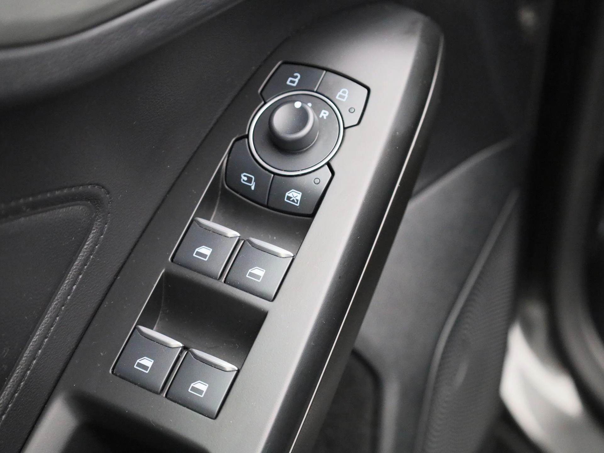 Ford-Focus-image-28