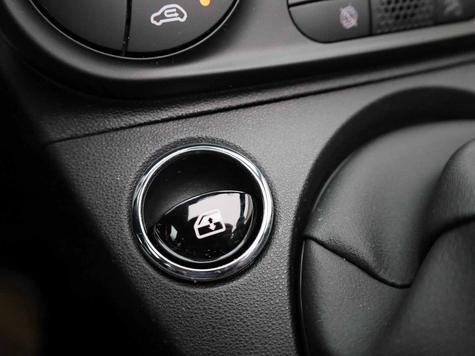 Fiat 500C 1.0 Hybrid 70 Dolcevita