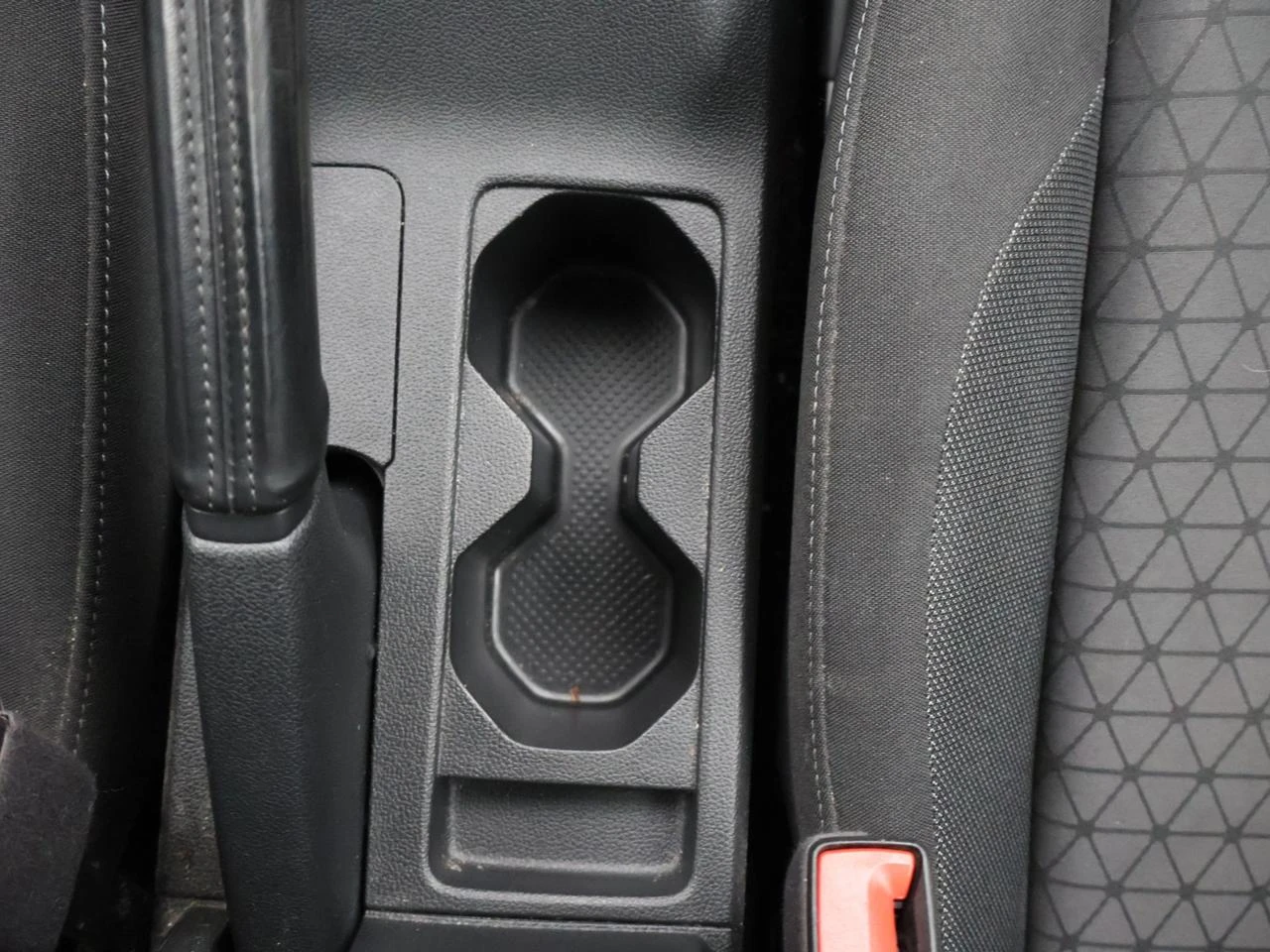 Volkswagen-T-Cross-image-19