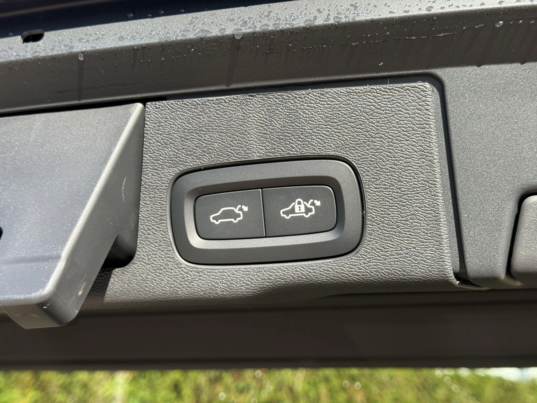 Volvo-XC60-image-8