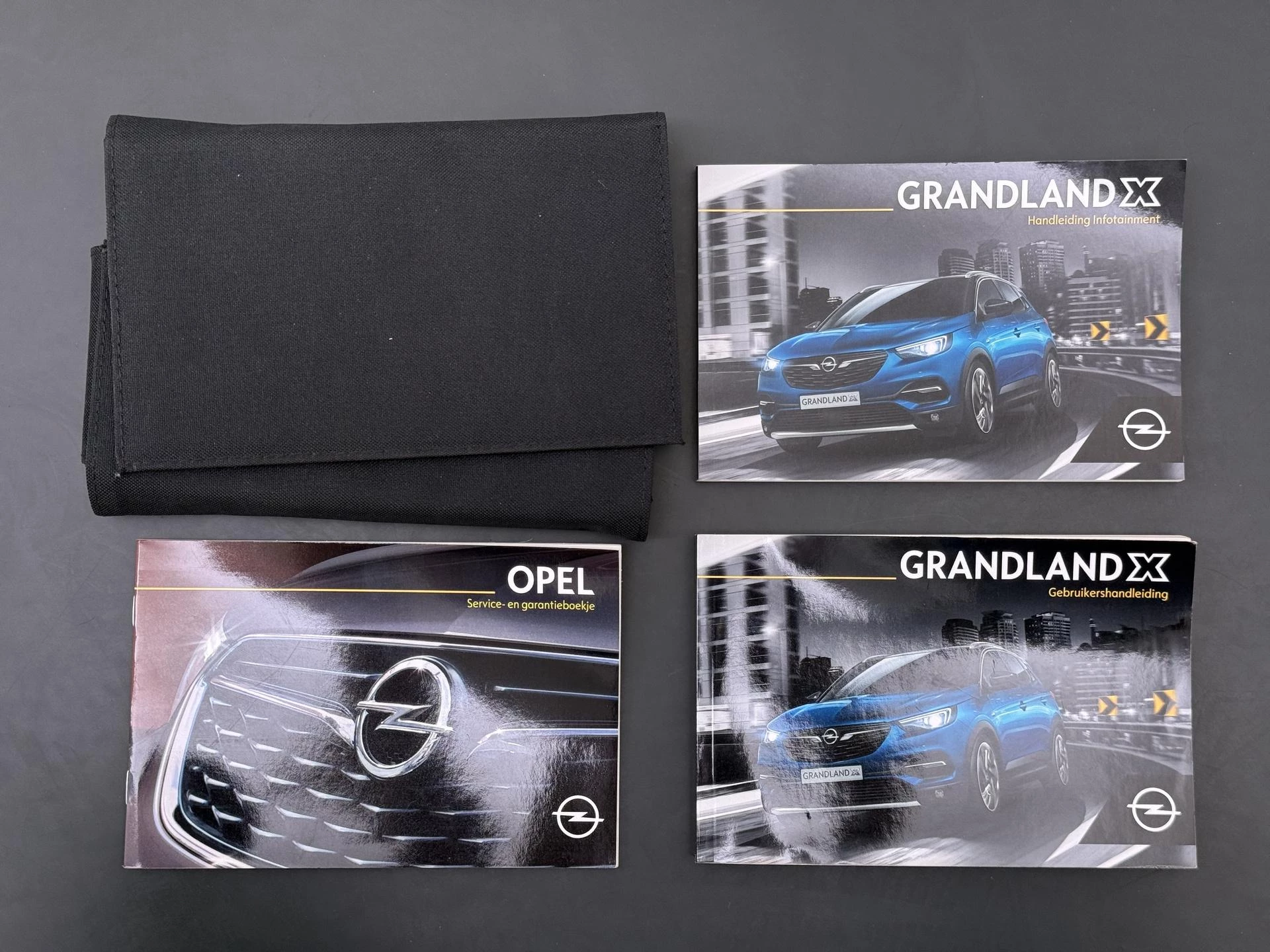 Opel Grandland X 1.6 Turbo Hybrid Business Elegance