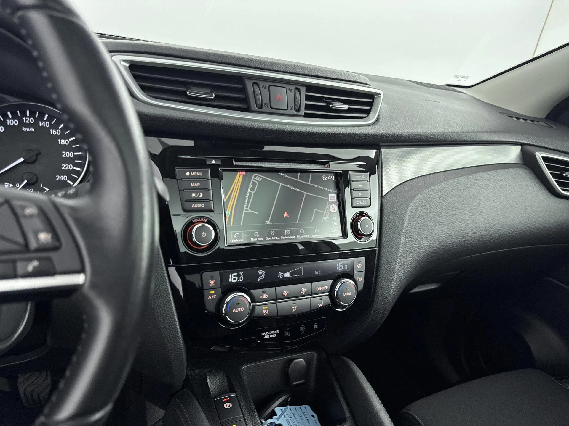 Nissan-QASHQAI-image-18