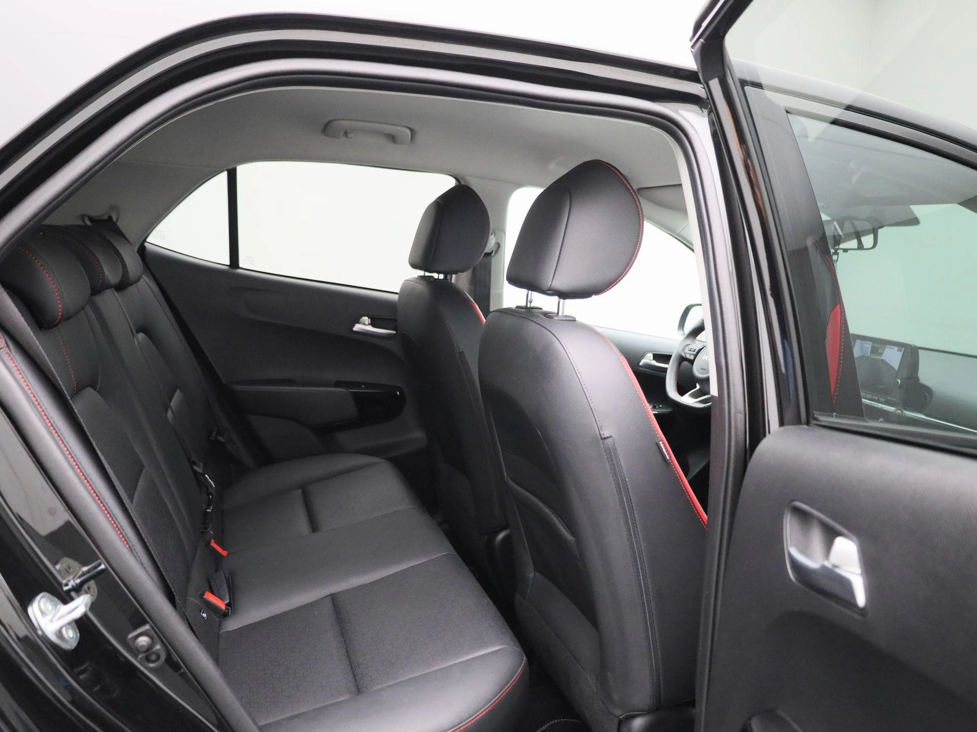 Kia-Picanto-image-32