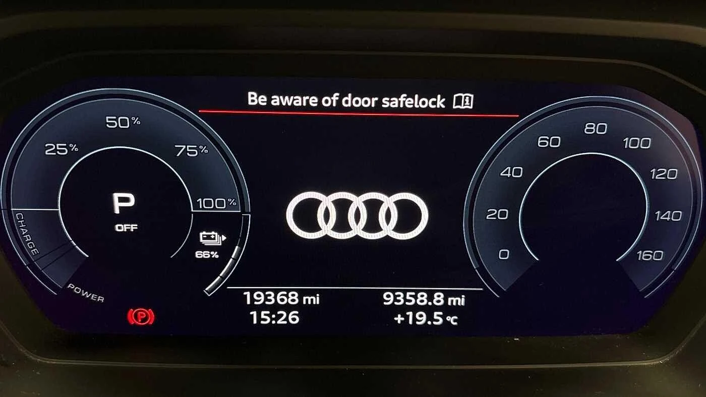 Audi-Q4 e-tron-image-8