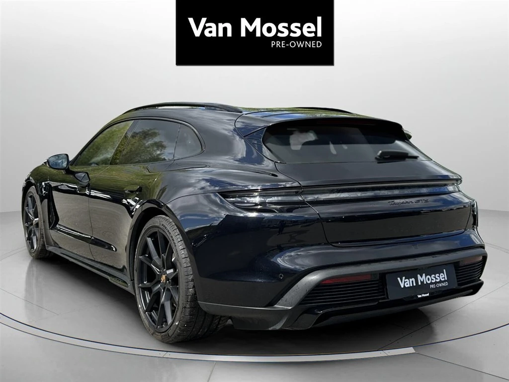 Porsche-Taycan-image-6