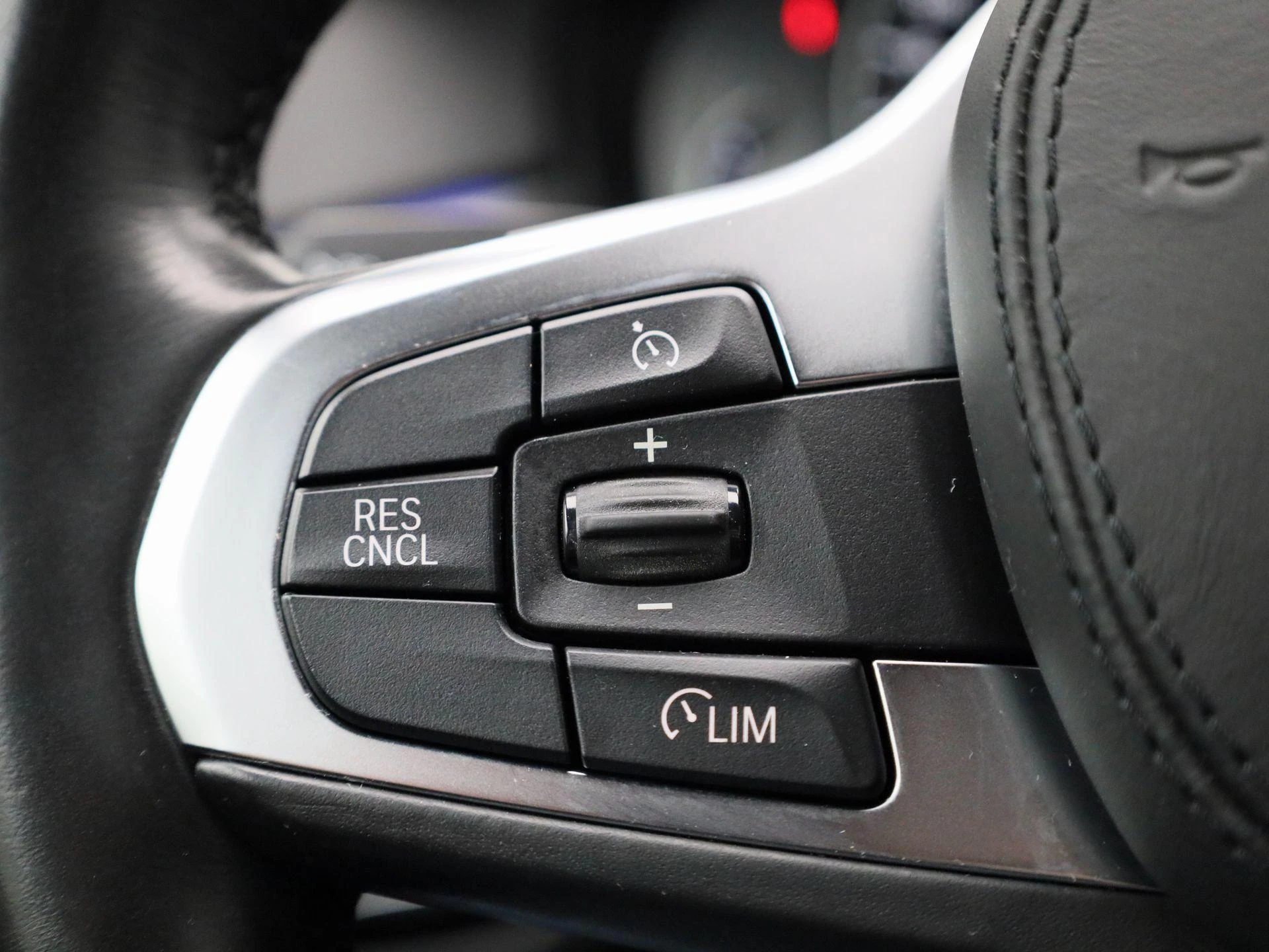 BMW-5 Serie-image-17