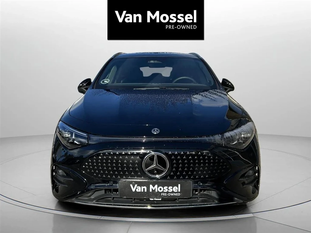 Mercedes-Benz-CLA-image-1