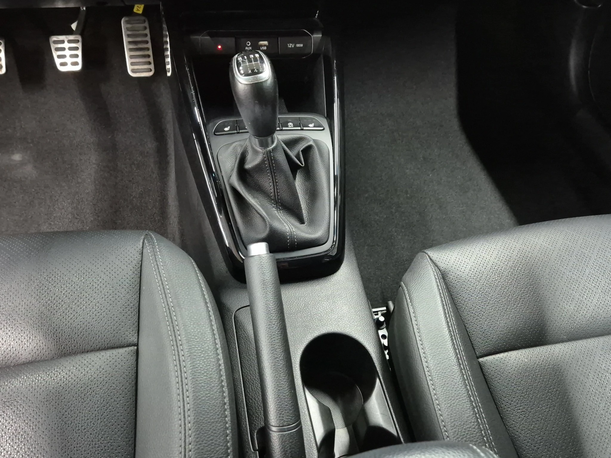 Kia-Rio-image-13