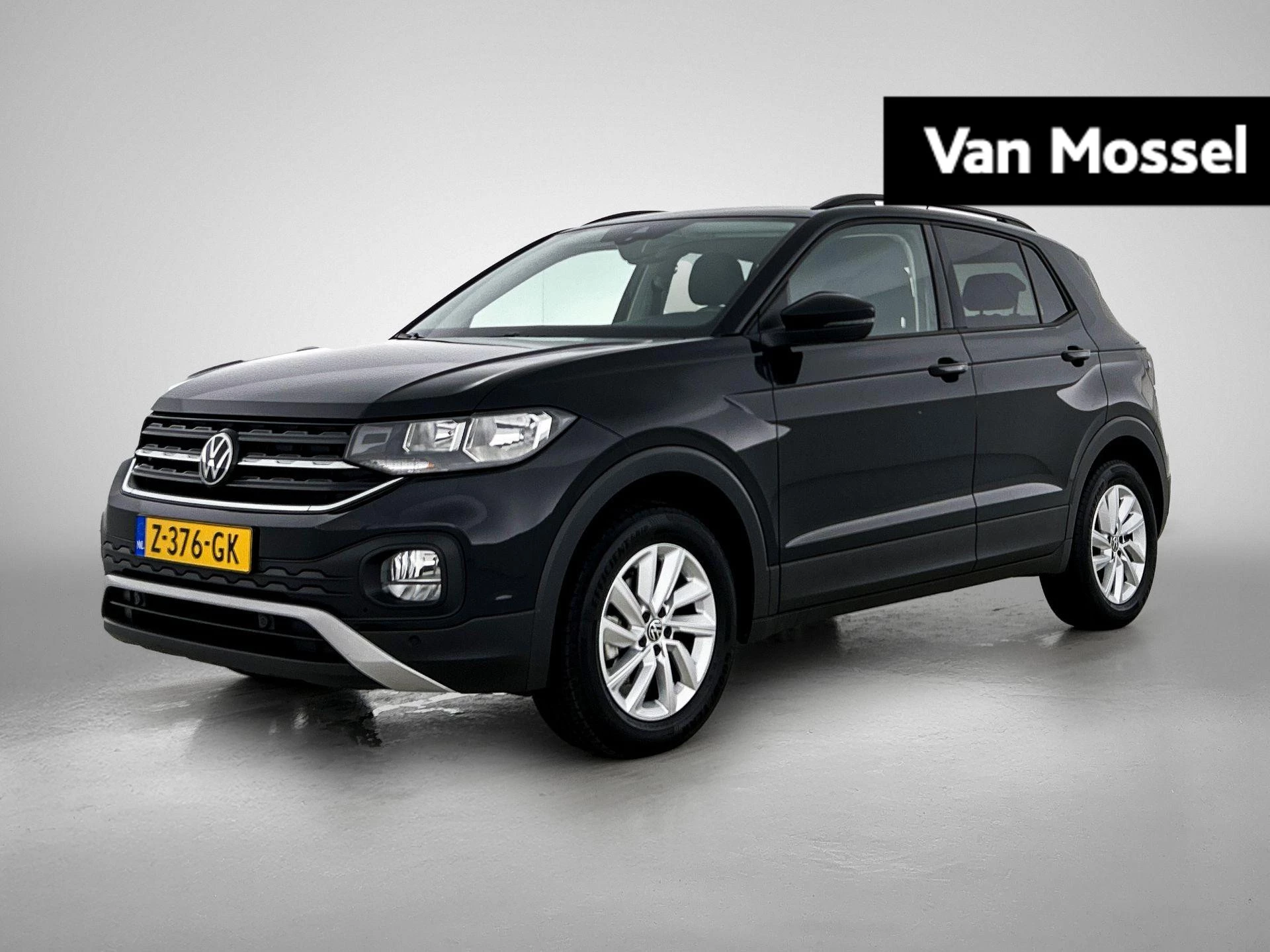Volkswagen-T-Cross-image-0