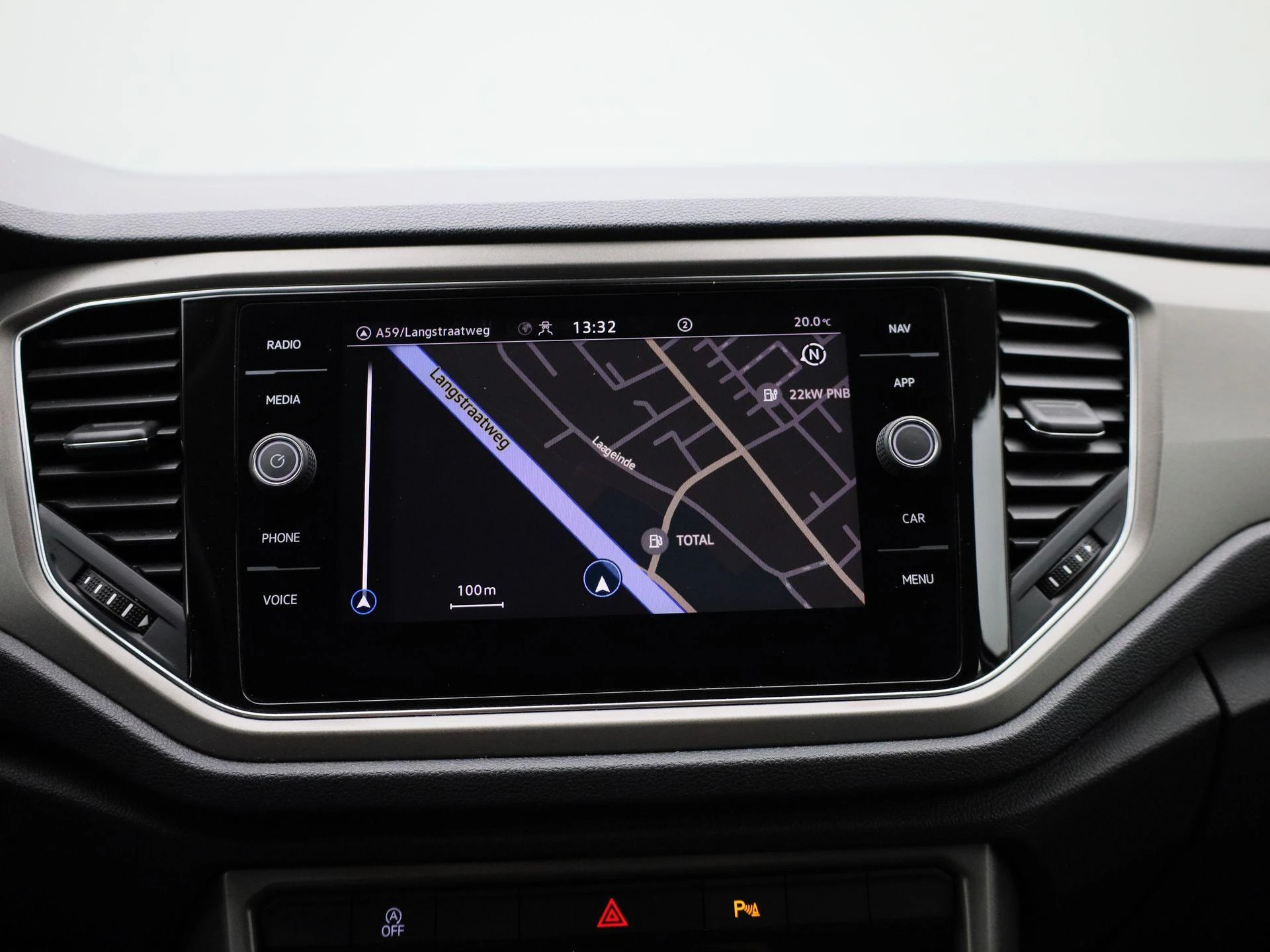 Volkswagen-T-Roc-image-16