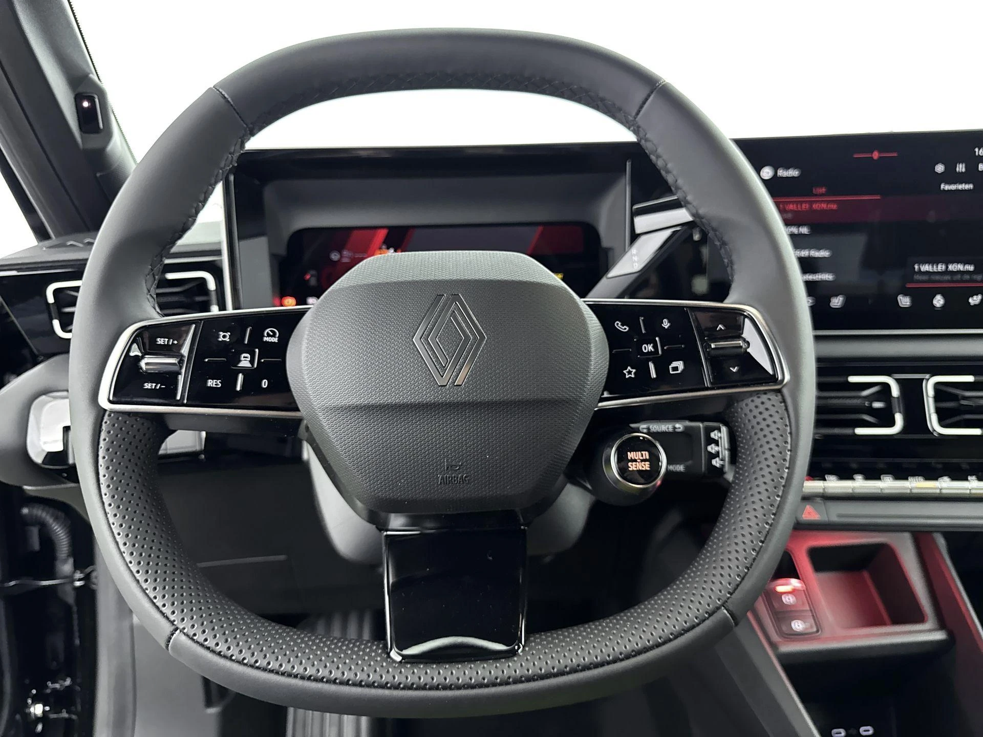 Renault-5-image-9