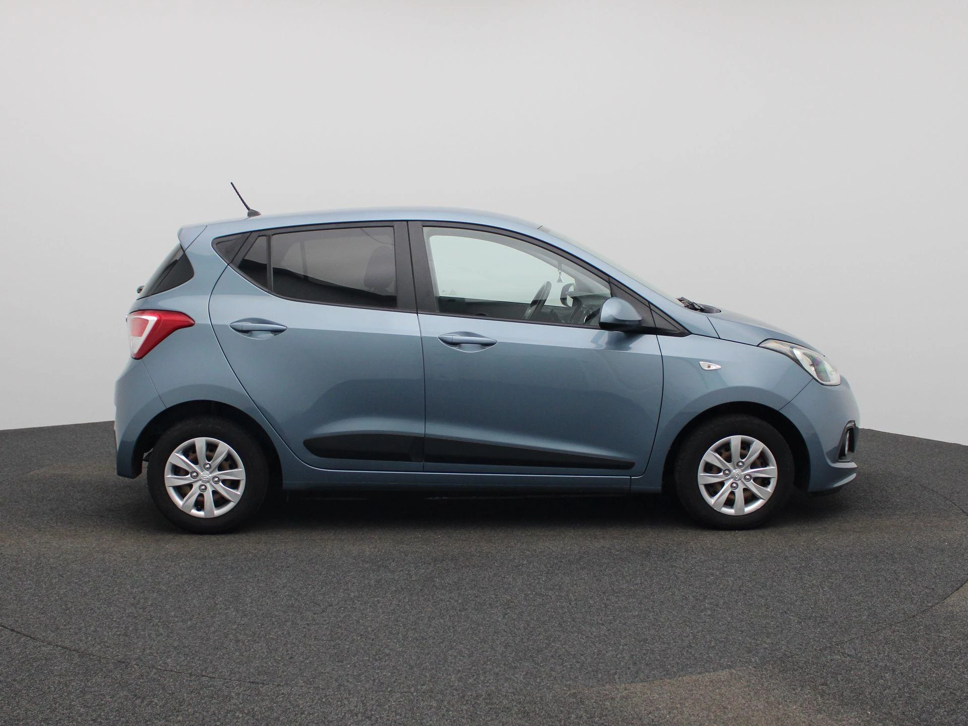Hyundai i10 1.0i i-Motion Go! 2016