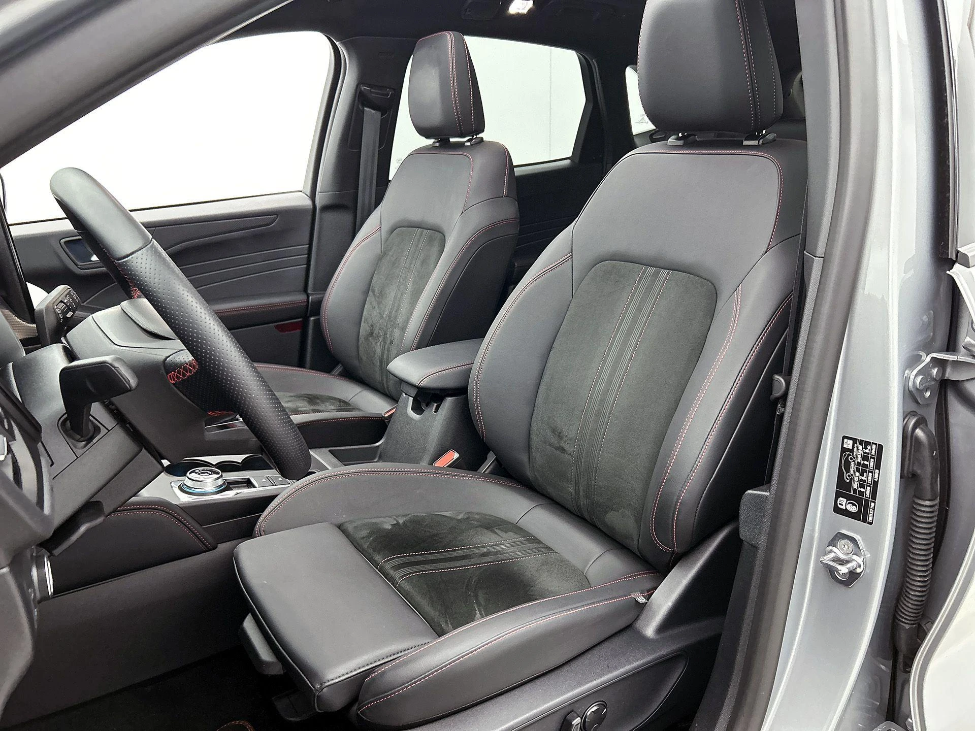 Ford-Kuga-image-43