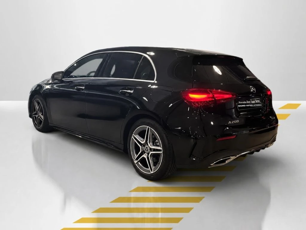 Mercedes-Benz-A-Klasse 200-image-12