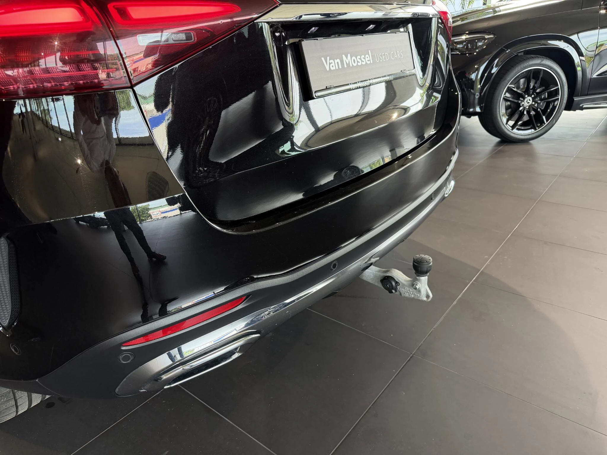 Mercedes-Benz-GLE-image-12