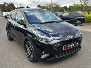 2025 HYUNDAI I10 1.2 79 PREMIUM 5DR AUTO NAV 1,964 MILES PETROL SEMI AUTOMATIC 2025... photo