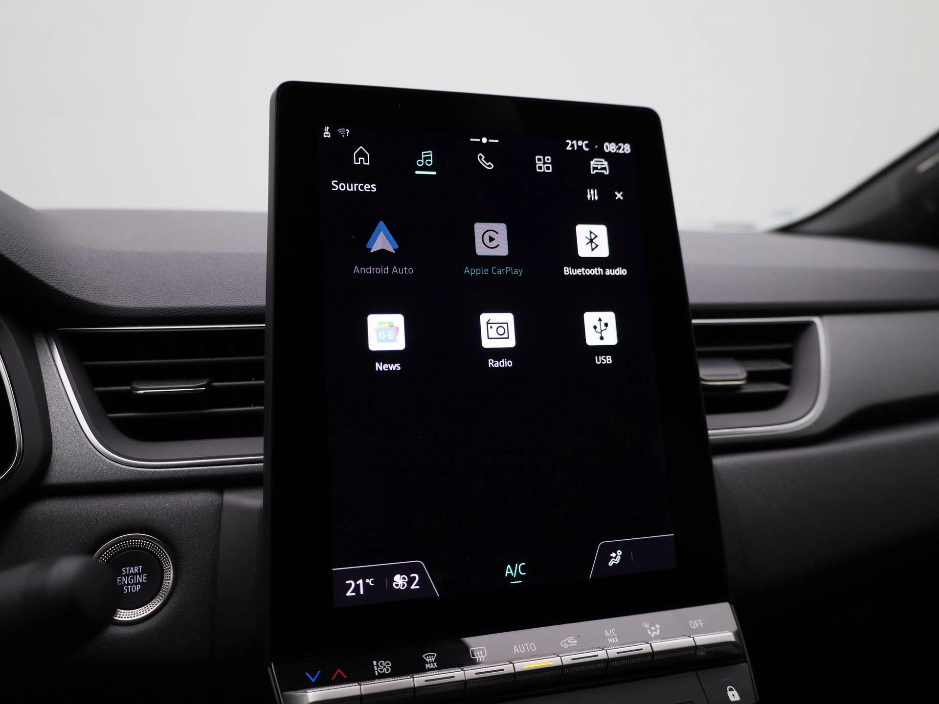 Renault-Captur-image-16