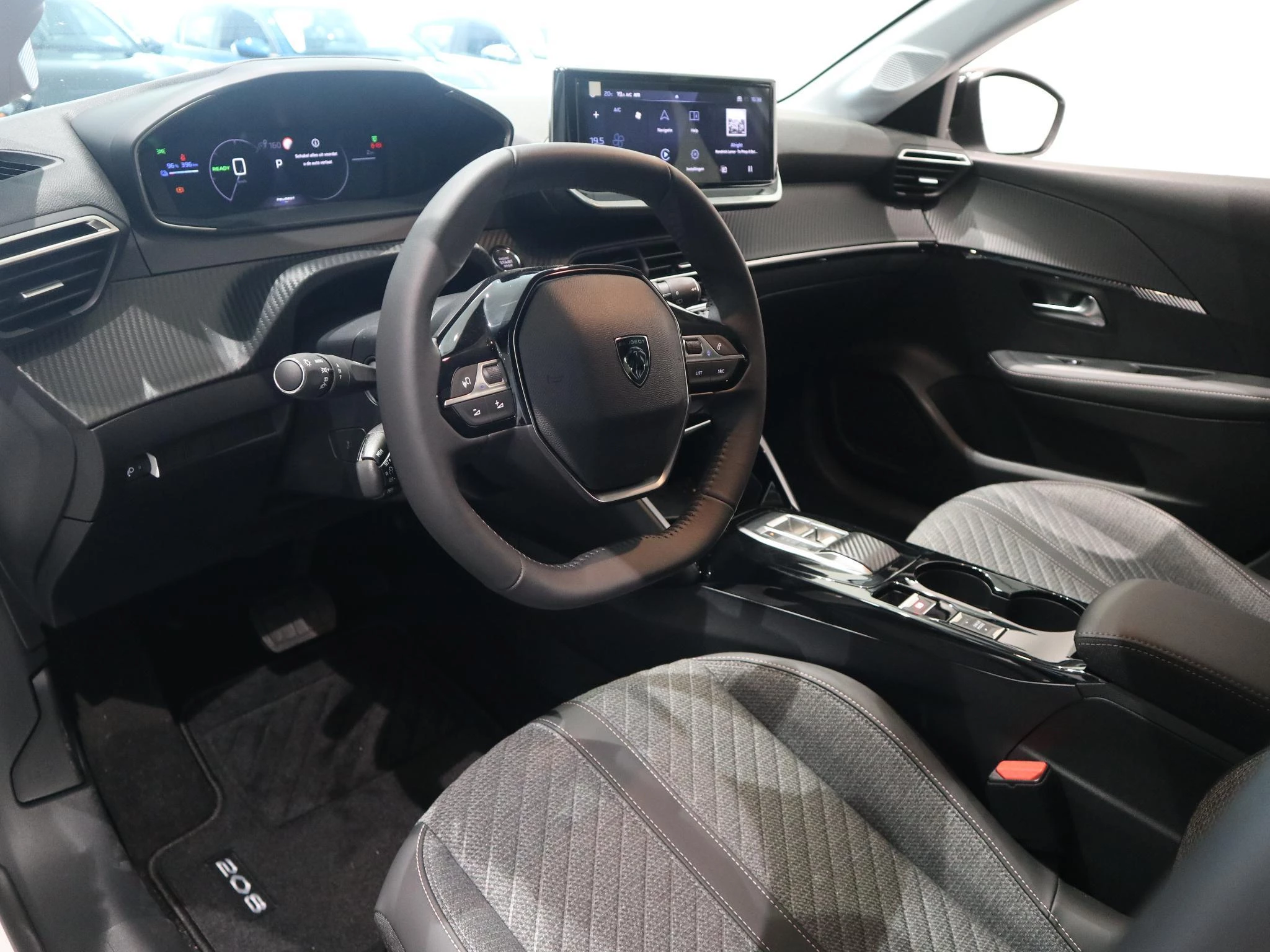 Peugeot-208-image-7
