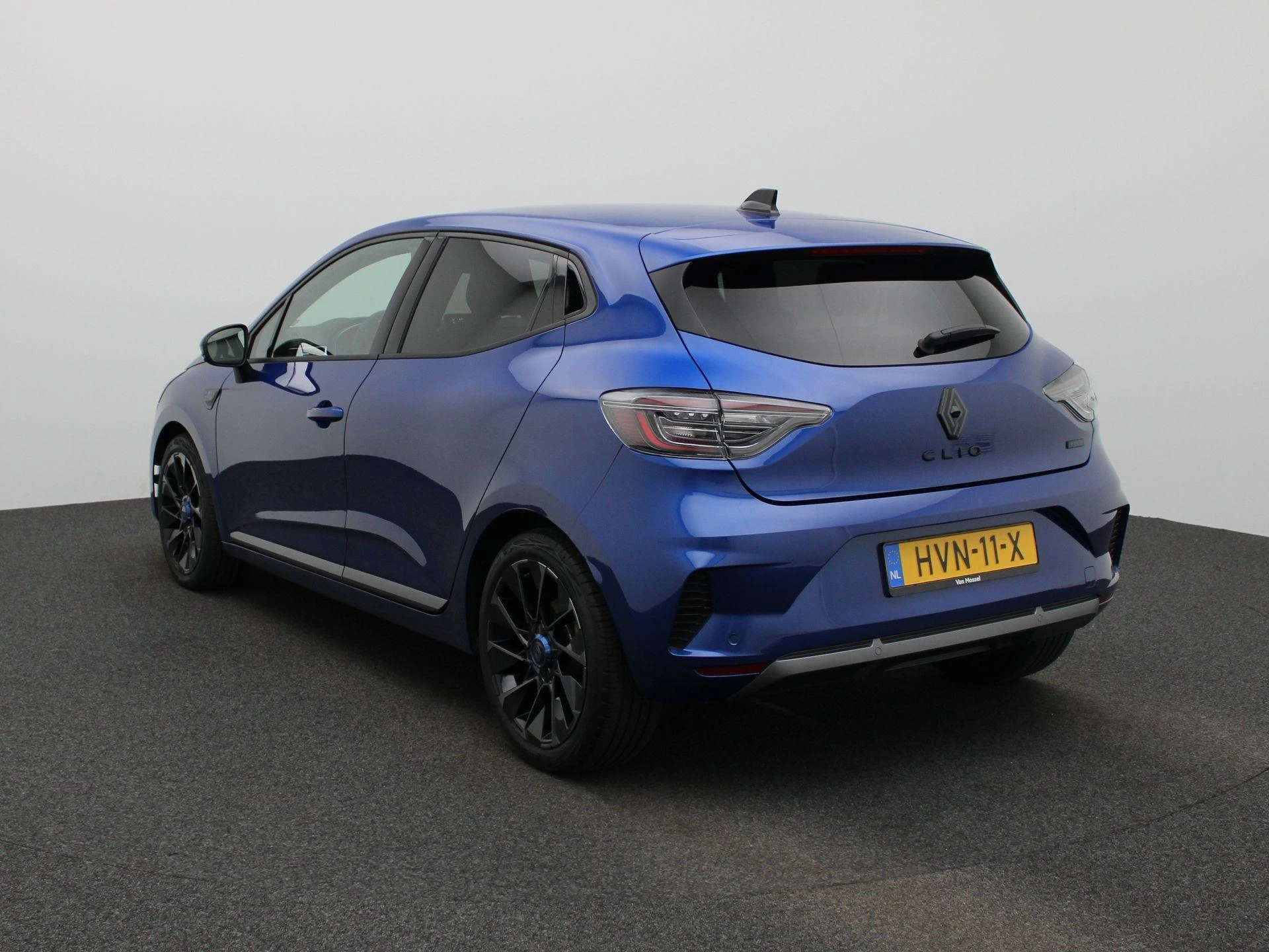 Renault-Clio-image-1