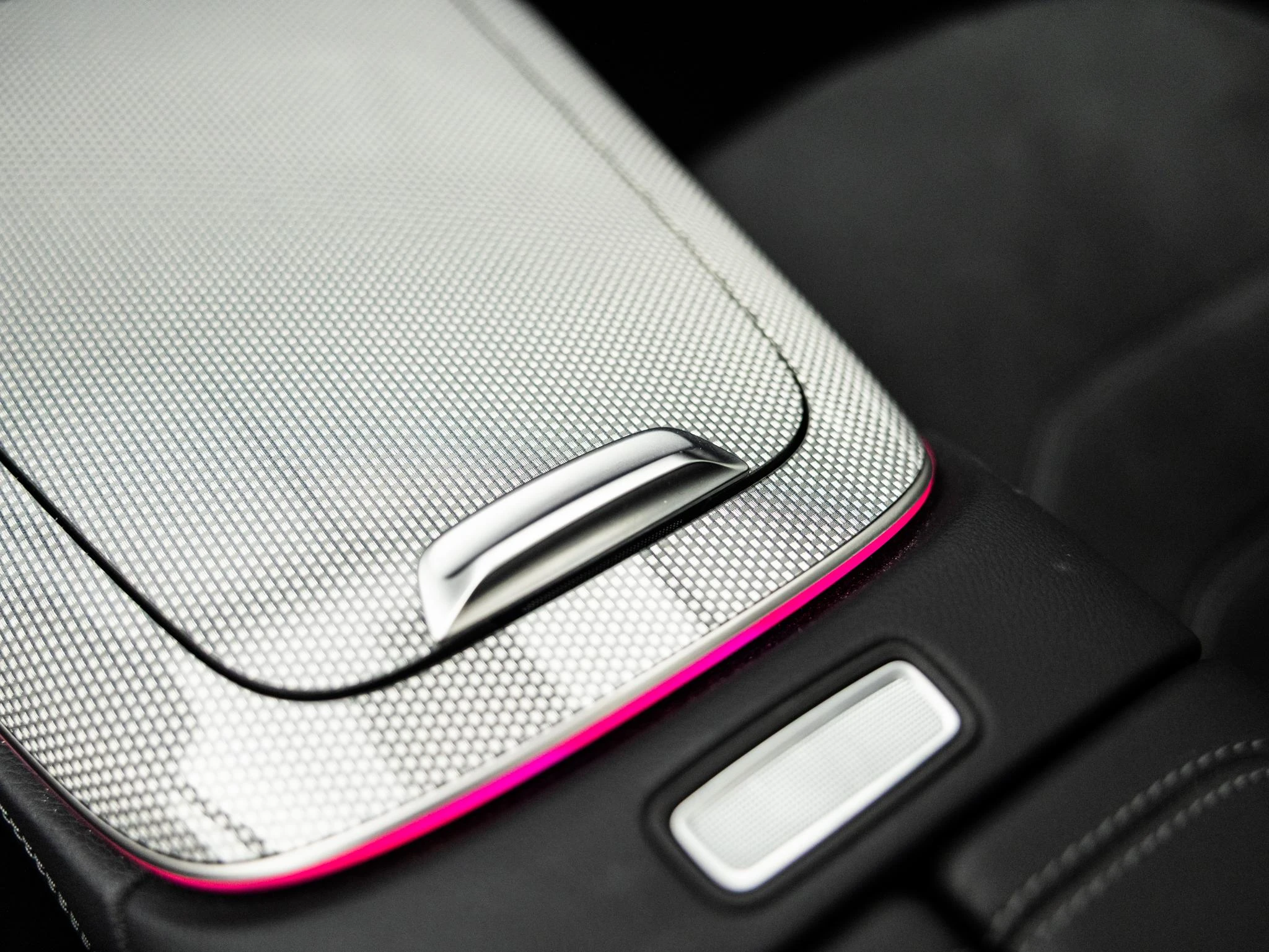 Mercedes-Benz-E-Klasse-image-39