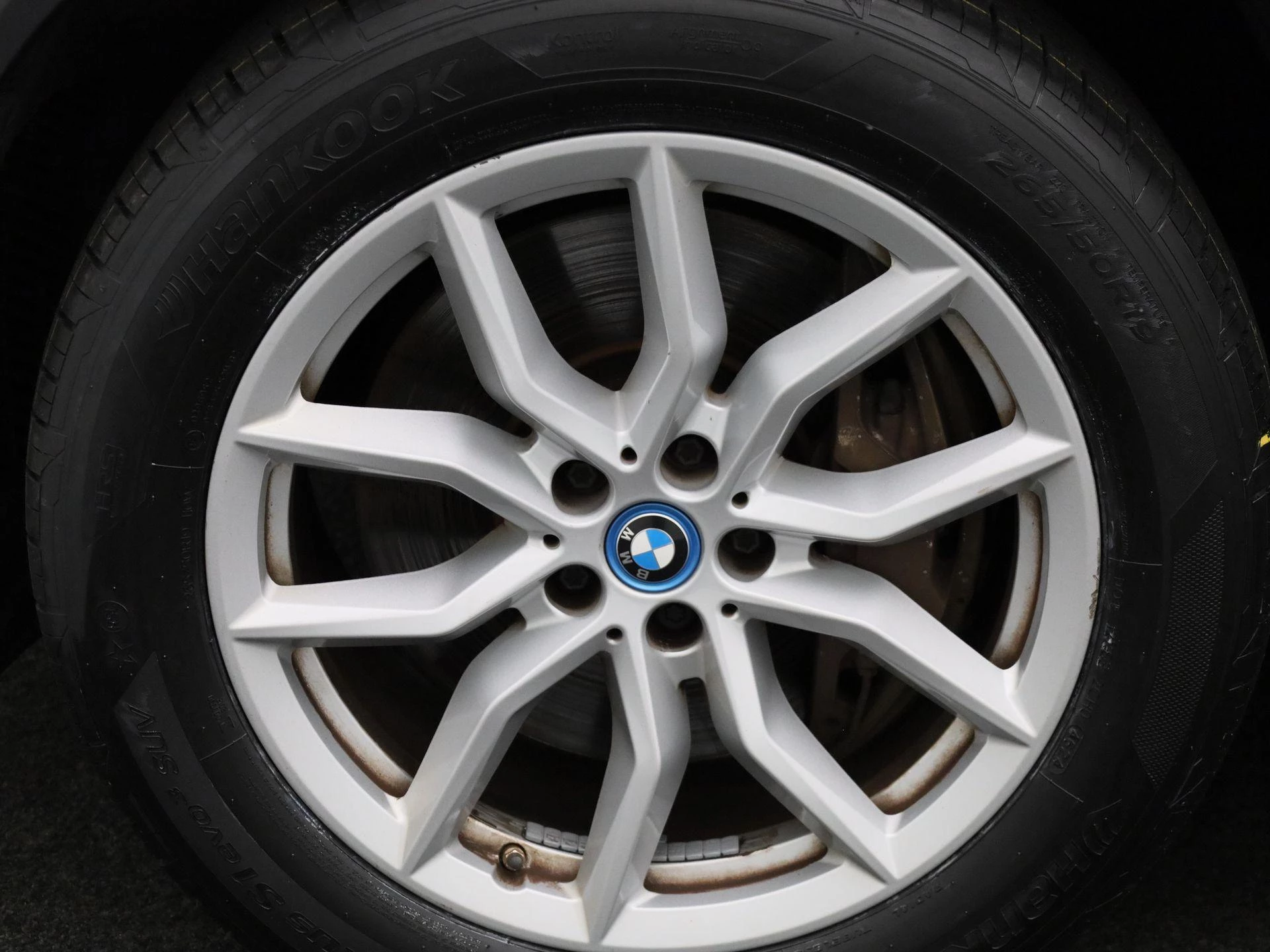 BMW-X5-image-18