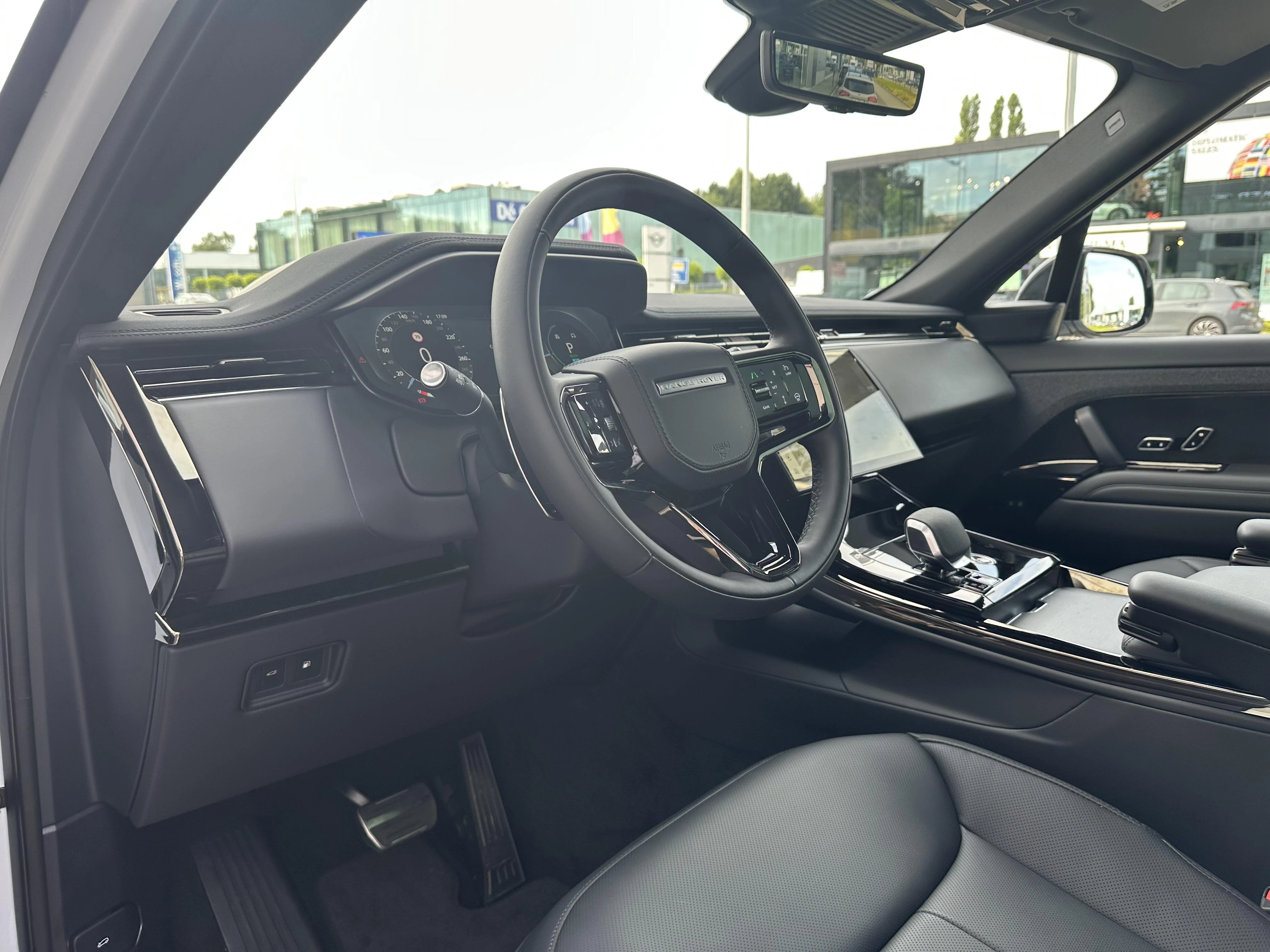 Land Rover-Range Rover Sport-image-24