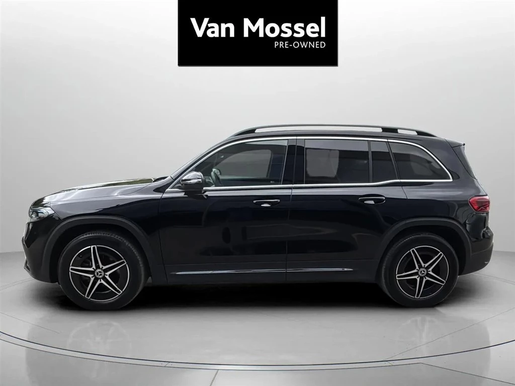 Mercedes-Benz-EQB-image-7