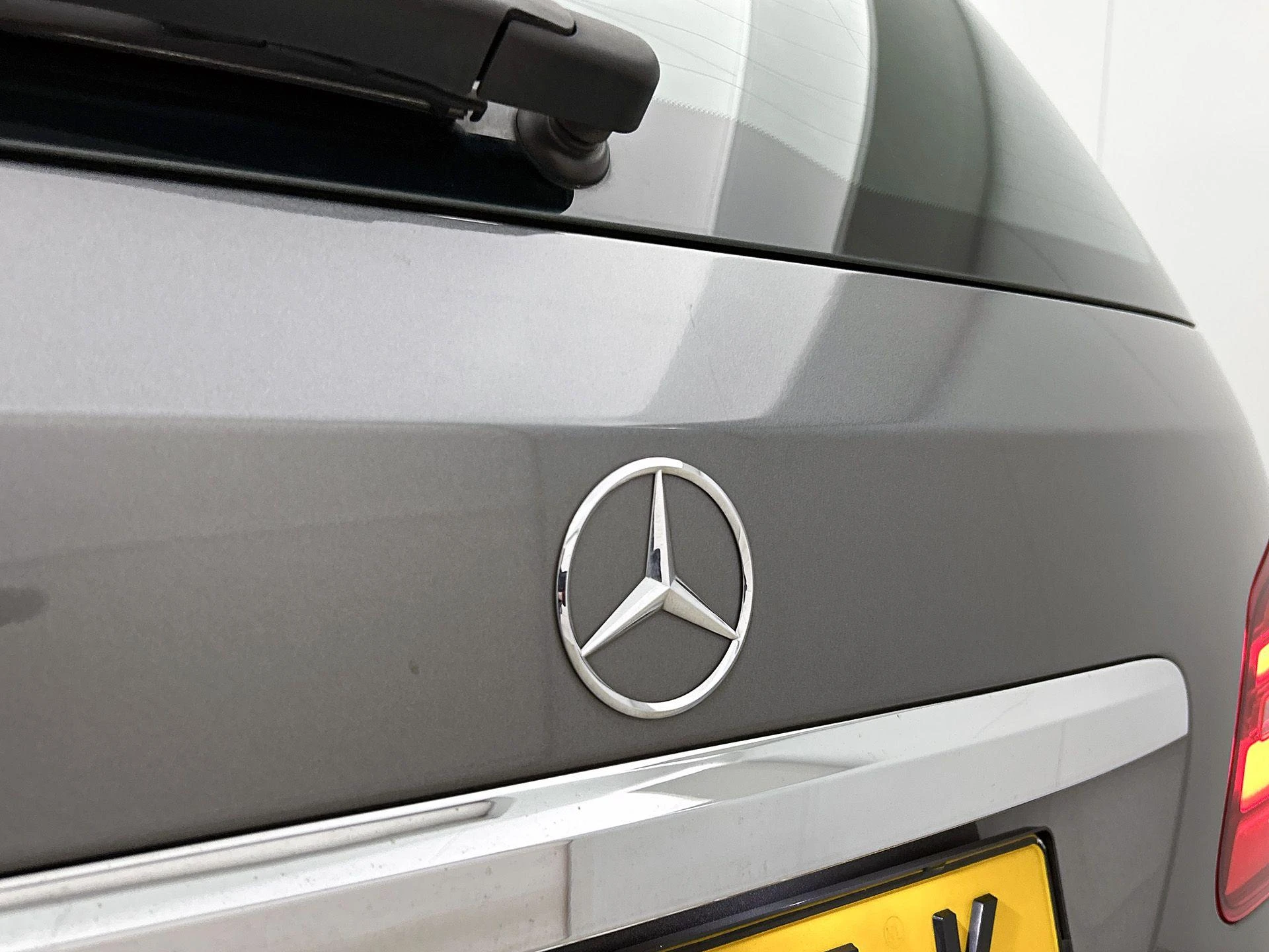 Mercedes-Benz-B-Klasse-image-11