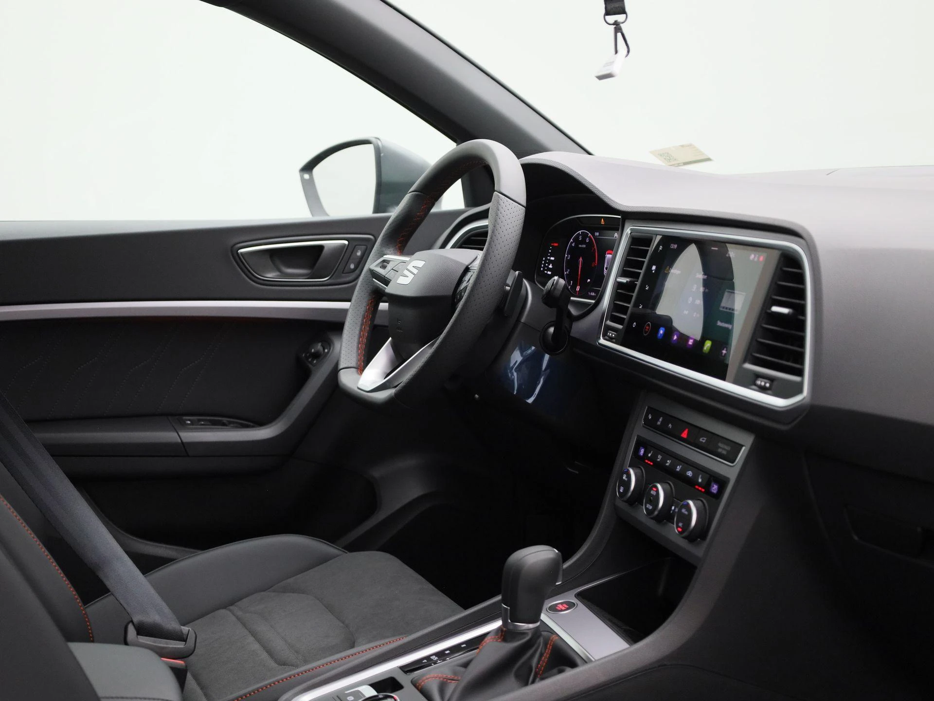 SEAT-Ateca-image-35