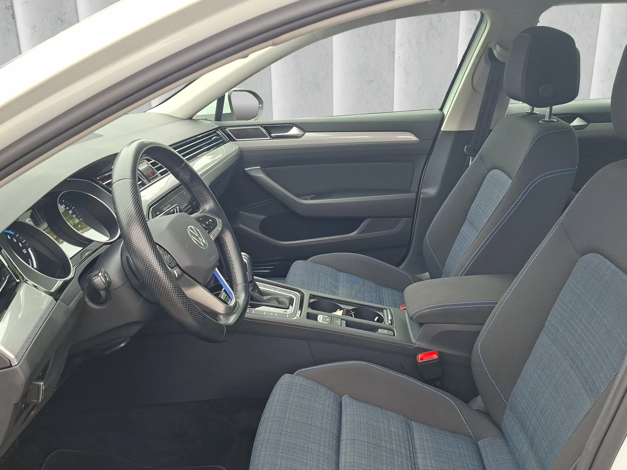 Volkswagen-Passat-image-9