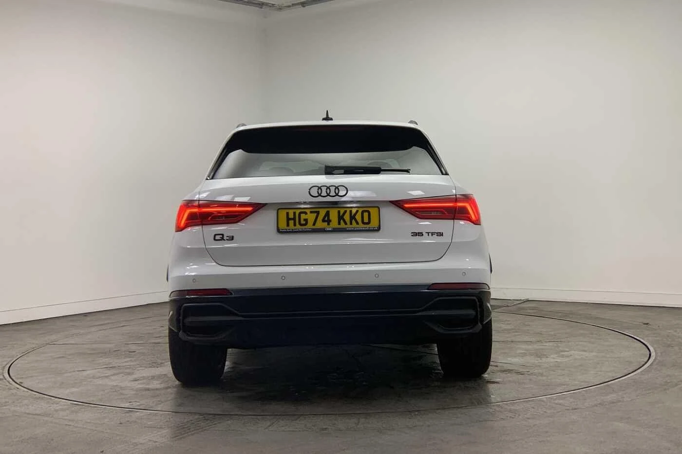 Audi-Q3-image-10