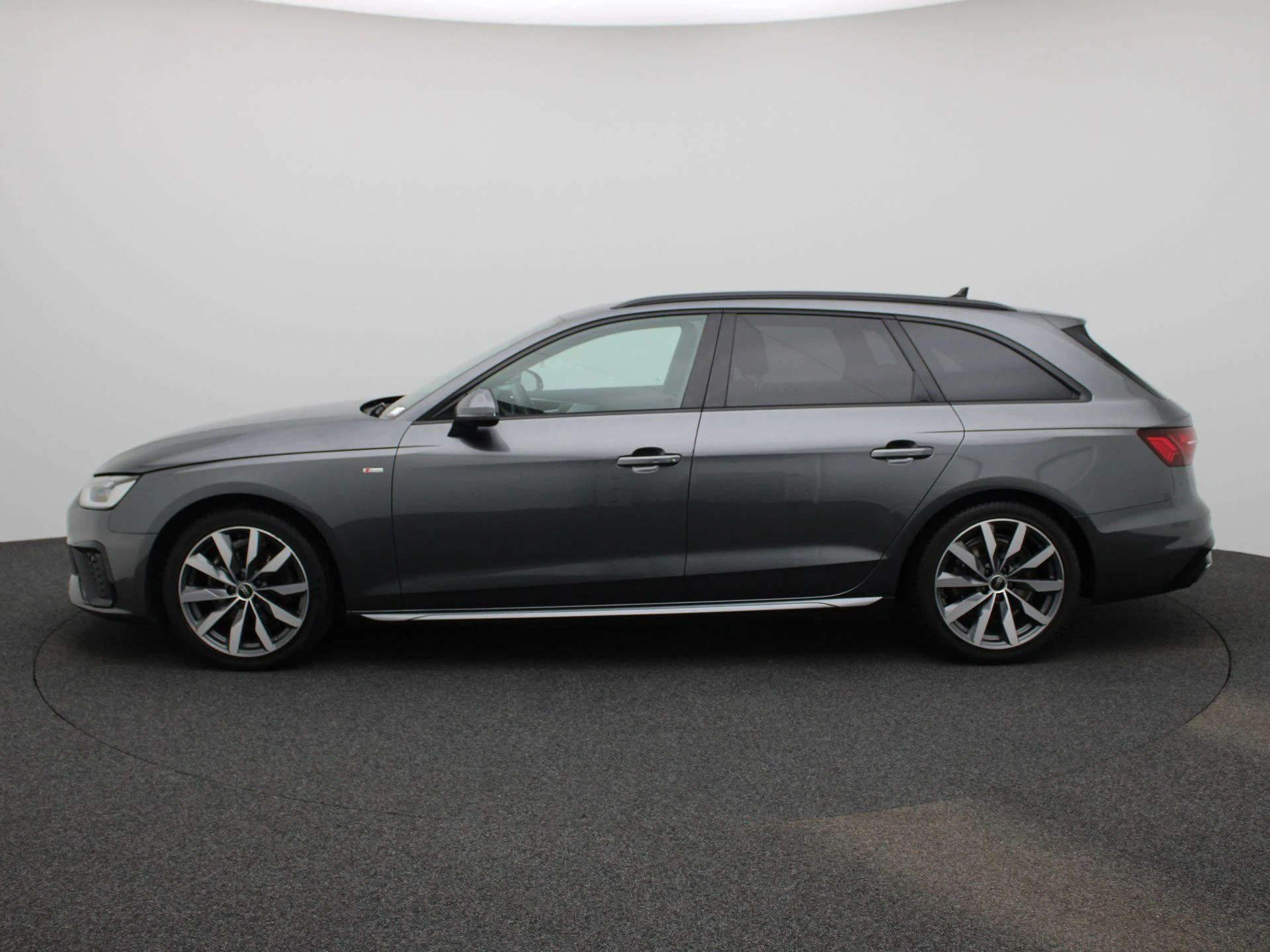 Audi-A4-image-3