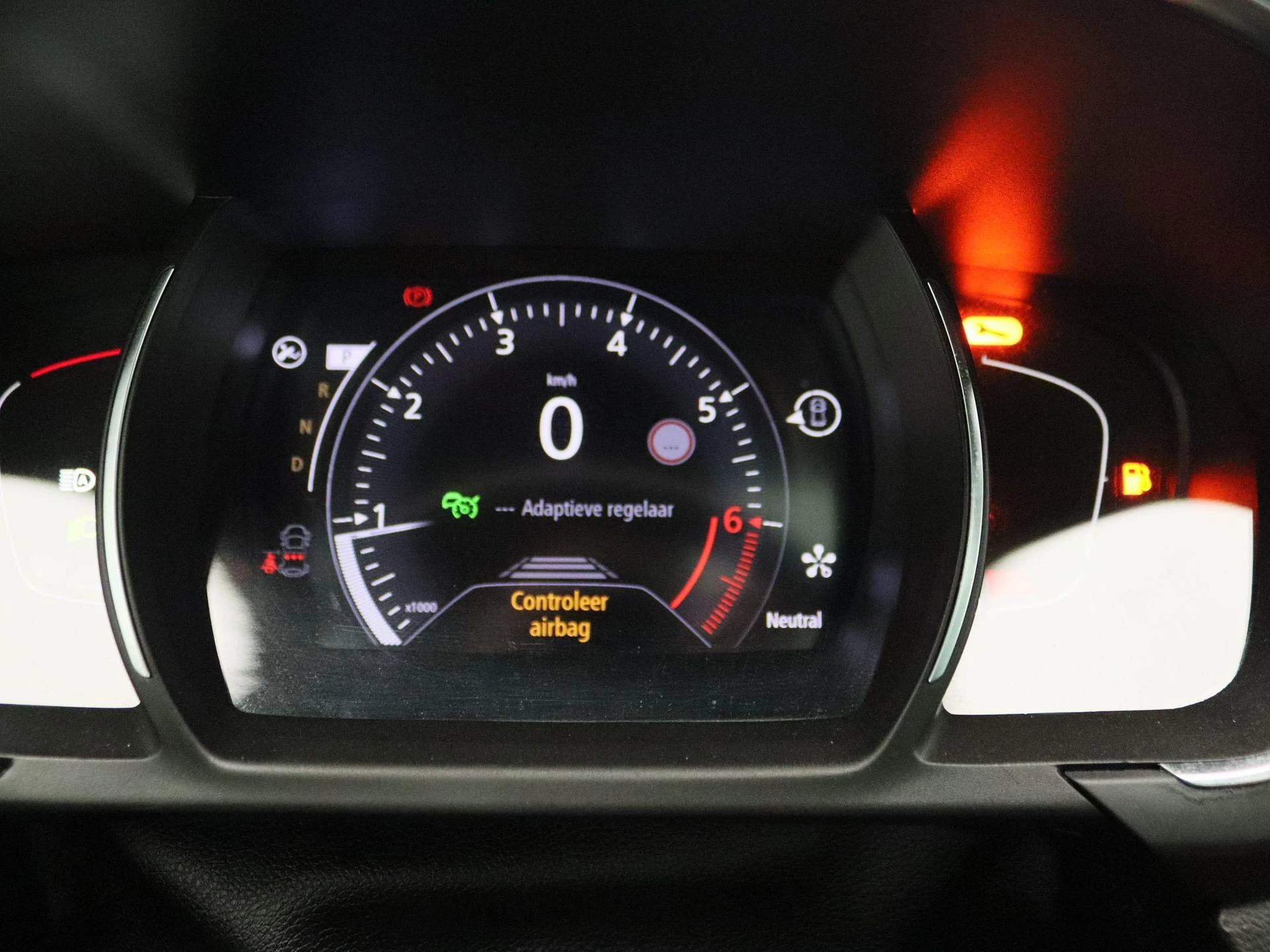 Renault-Scénic-image-8