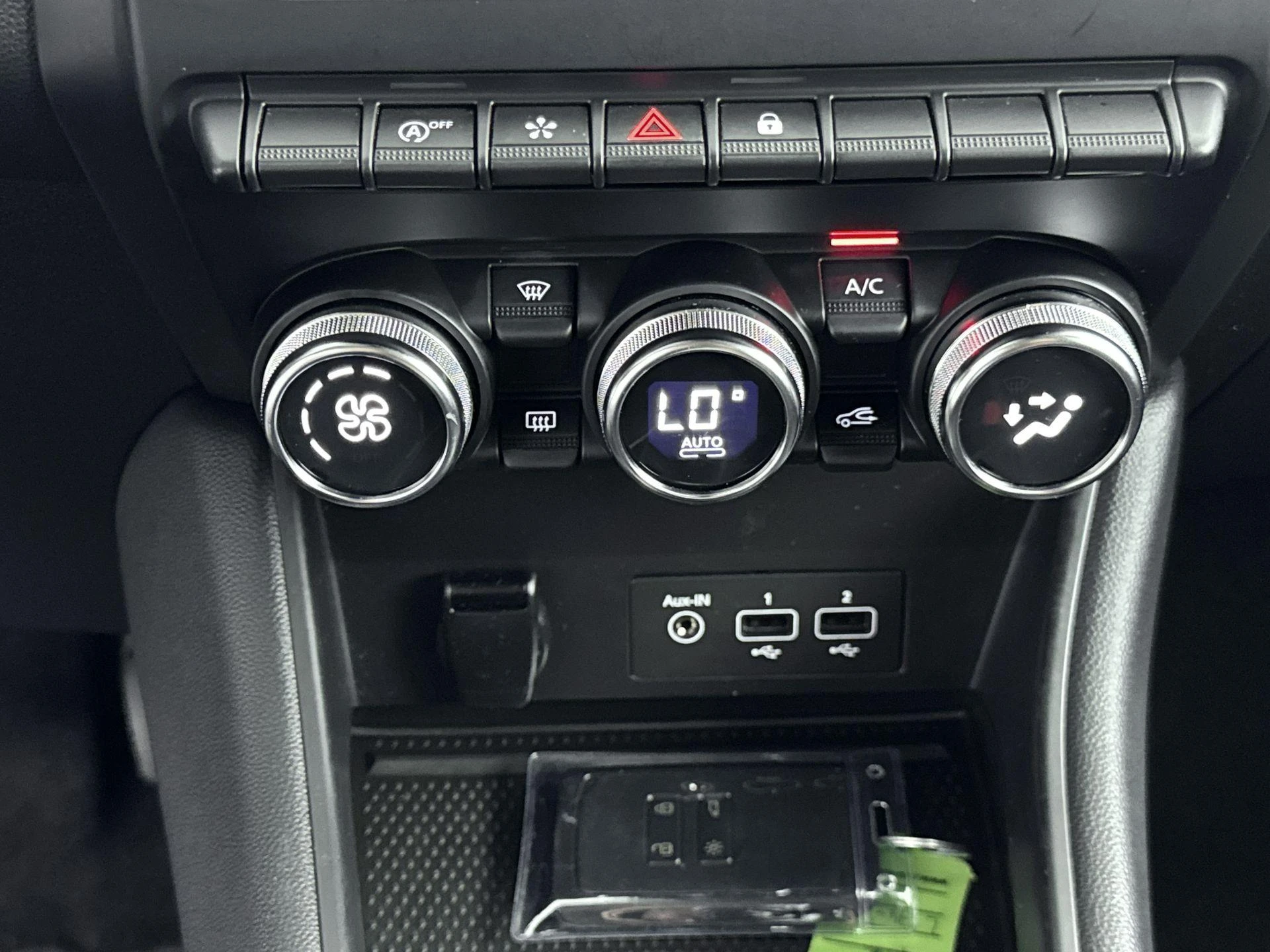 Renault-Captur-image-18