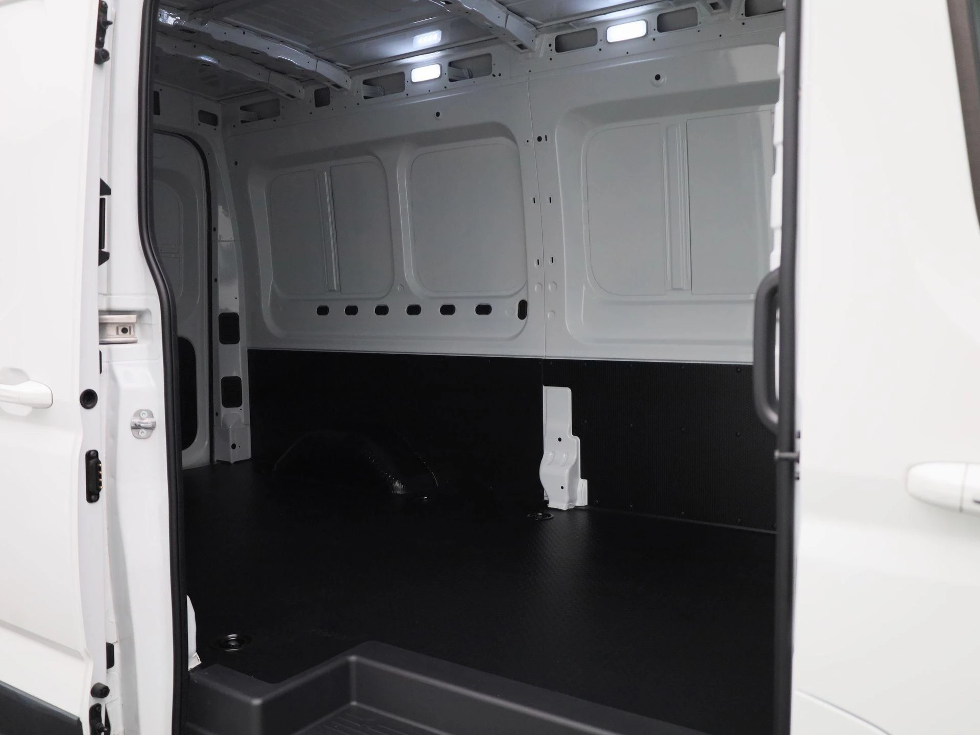 Maxus eDeliver9 L3H2 Business DEAL 89 kWh