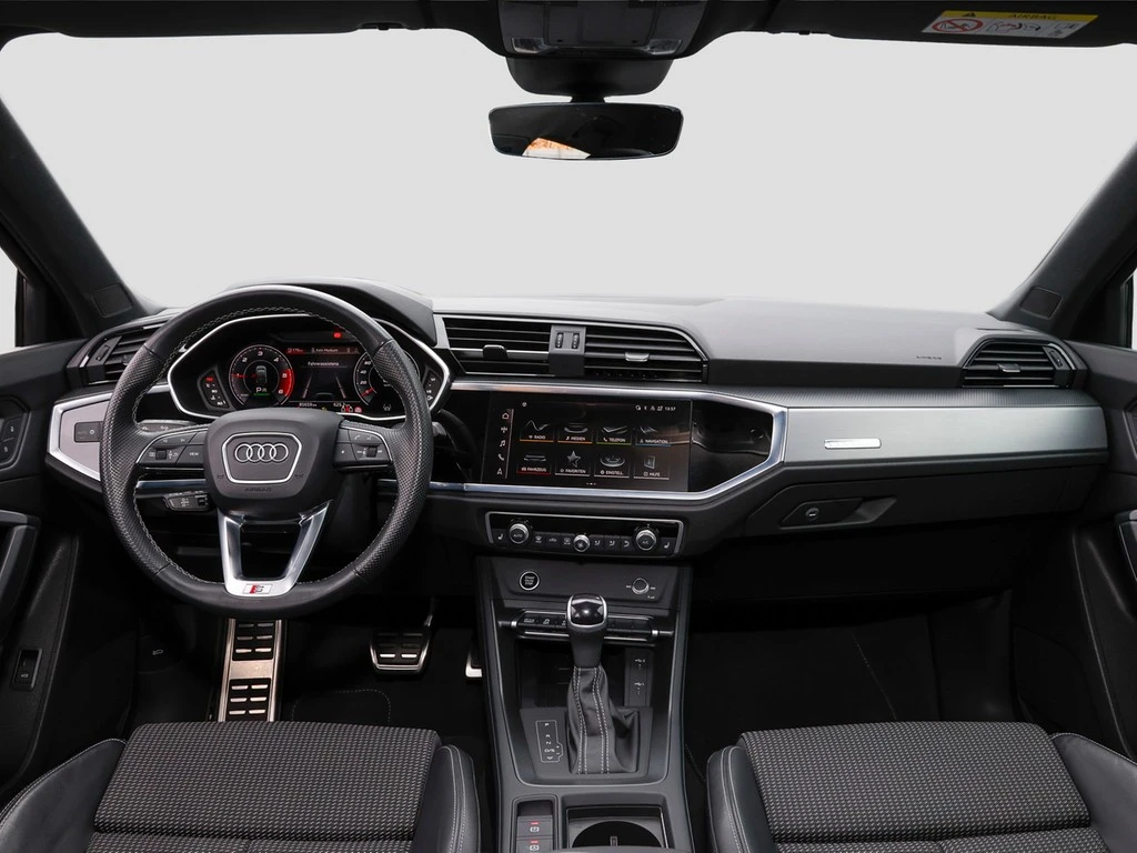 Audi-Q3-image-8