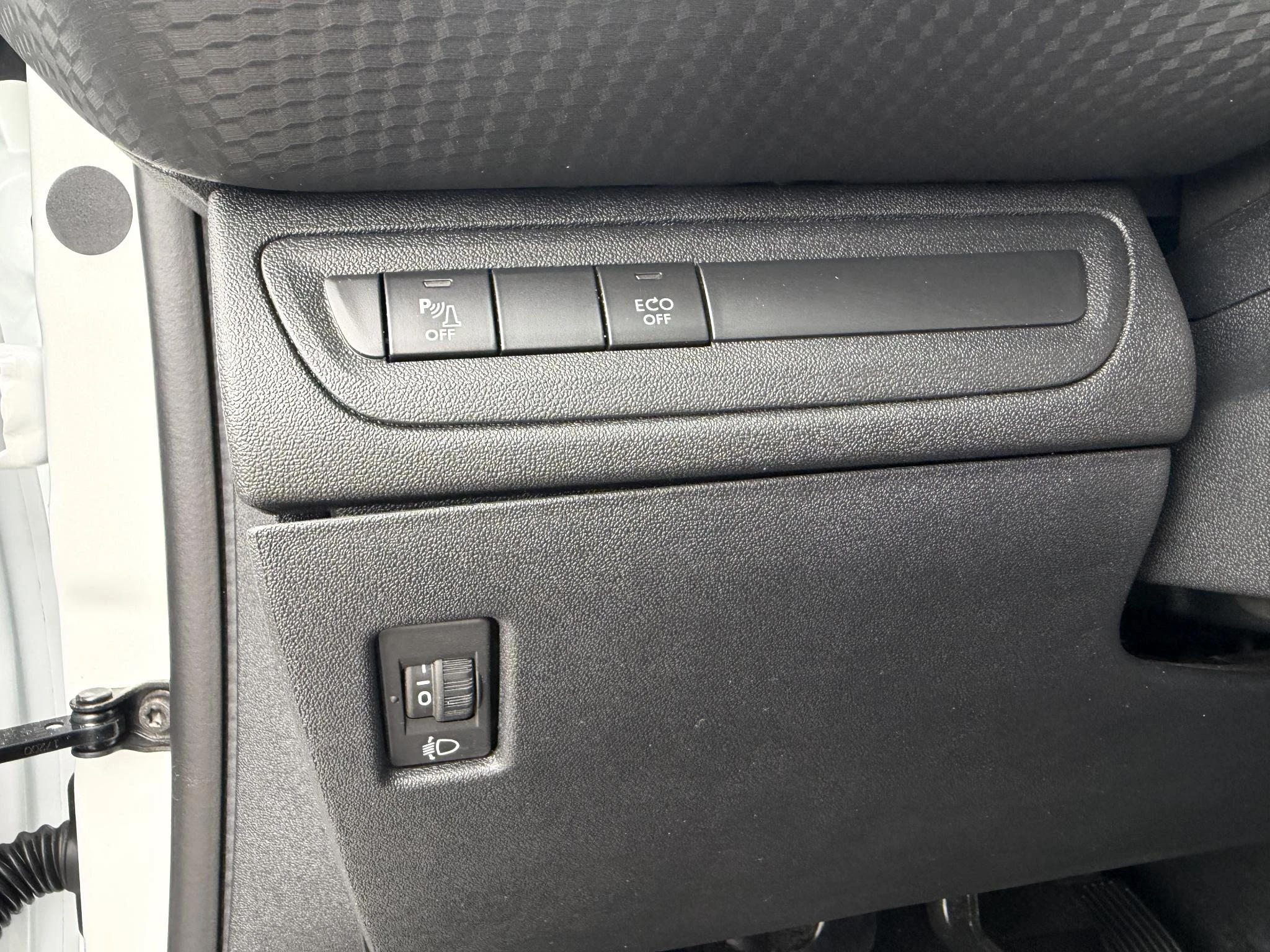 Peugeot-2008-image-15