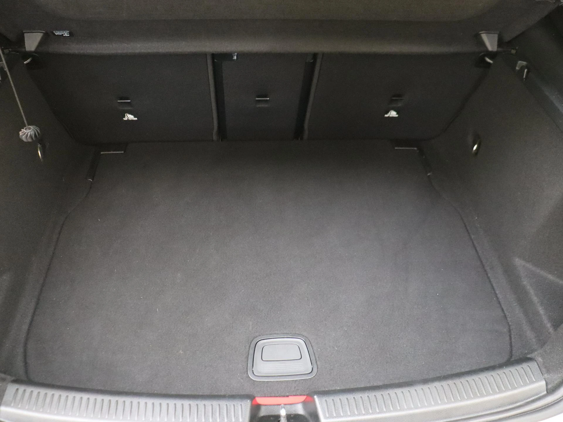 Mercedes-Benz A-Klasse 180 Business Solution AMG