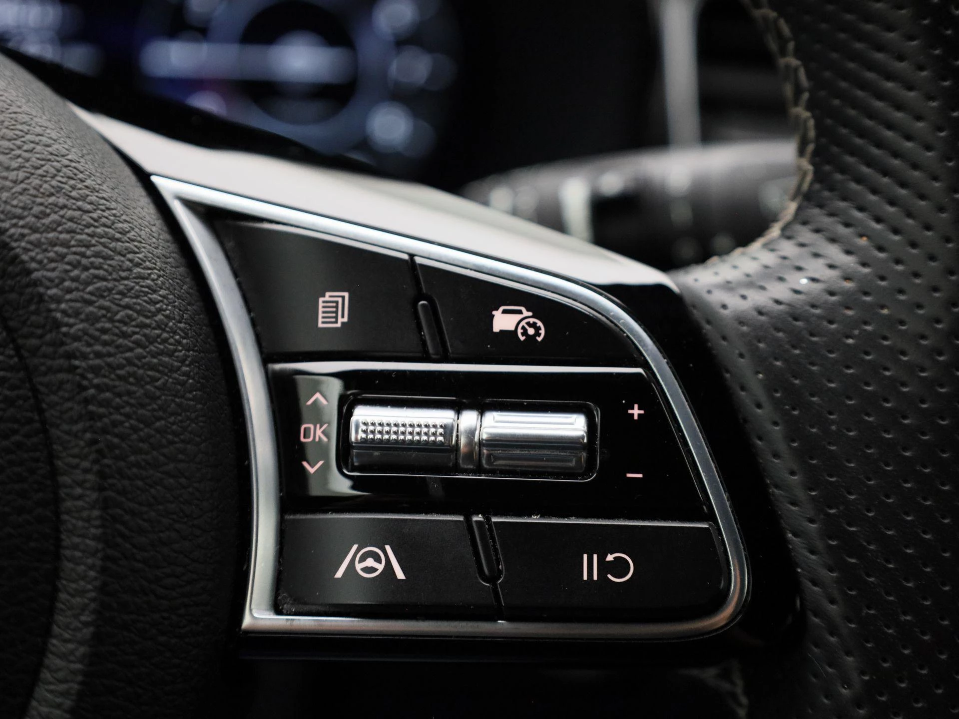 Kia-ProCeed-image-24