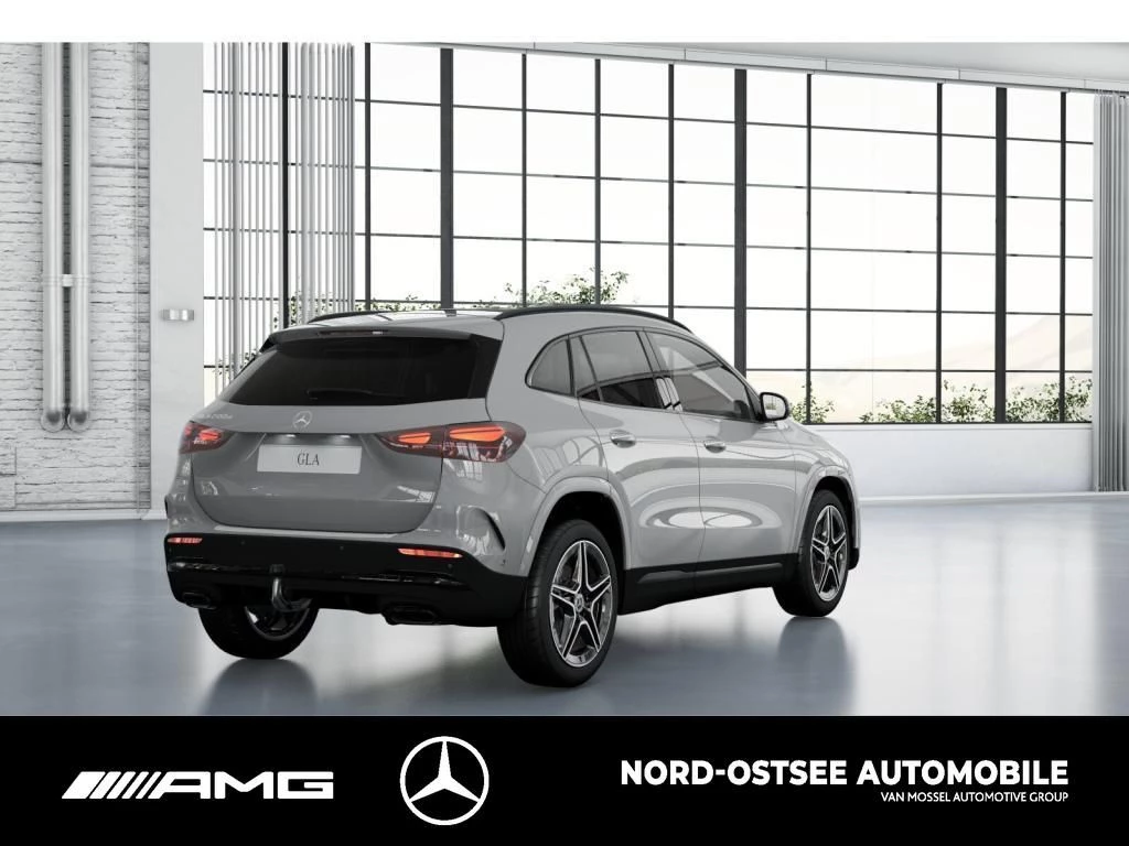 Mercedes-Benz GLA 200 d AMG KAMERA PANO TEMPO AHK SHZ NIGHT AMG Line