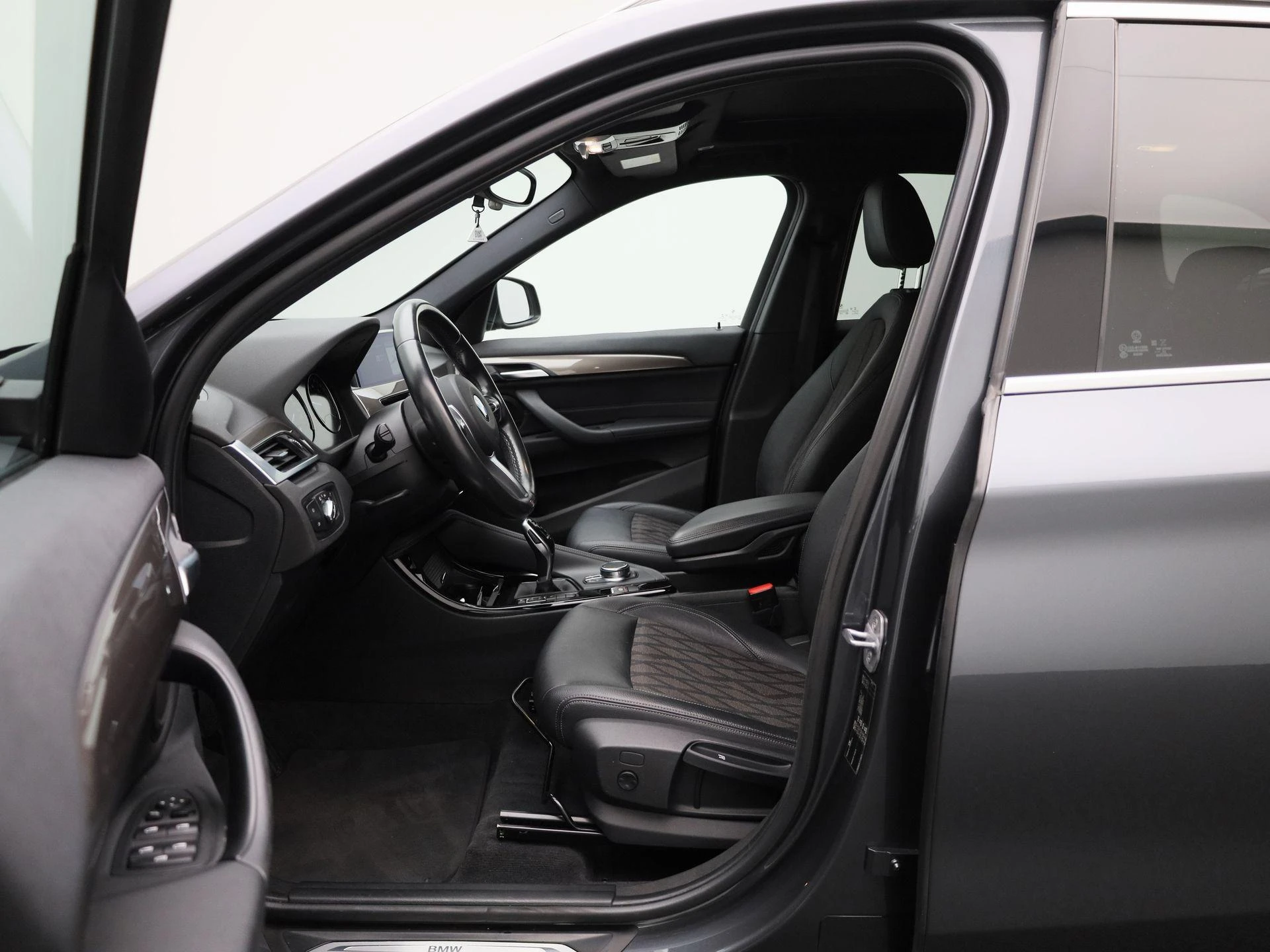 BMW-X1-image-9