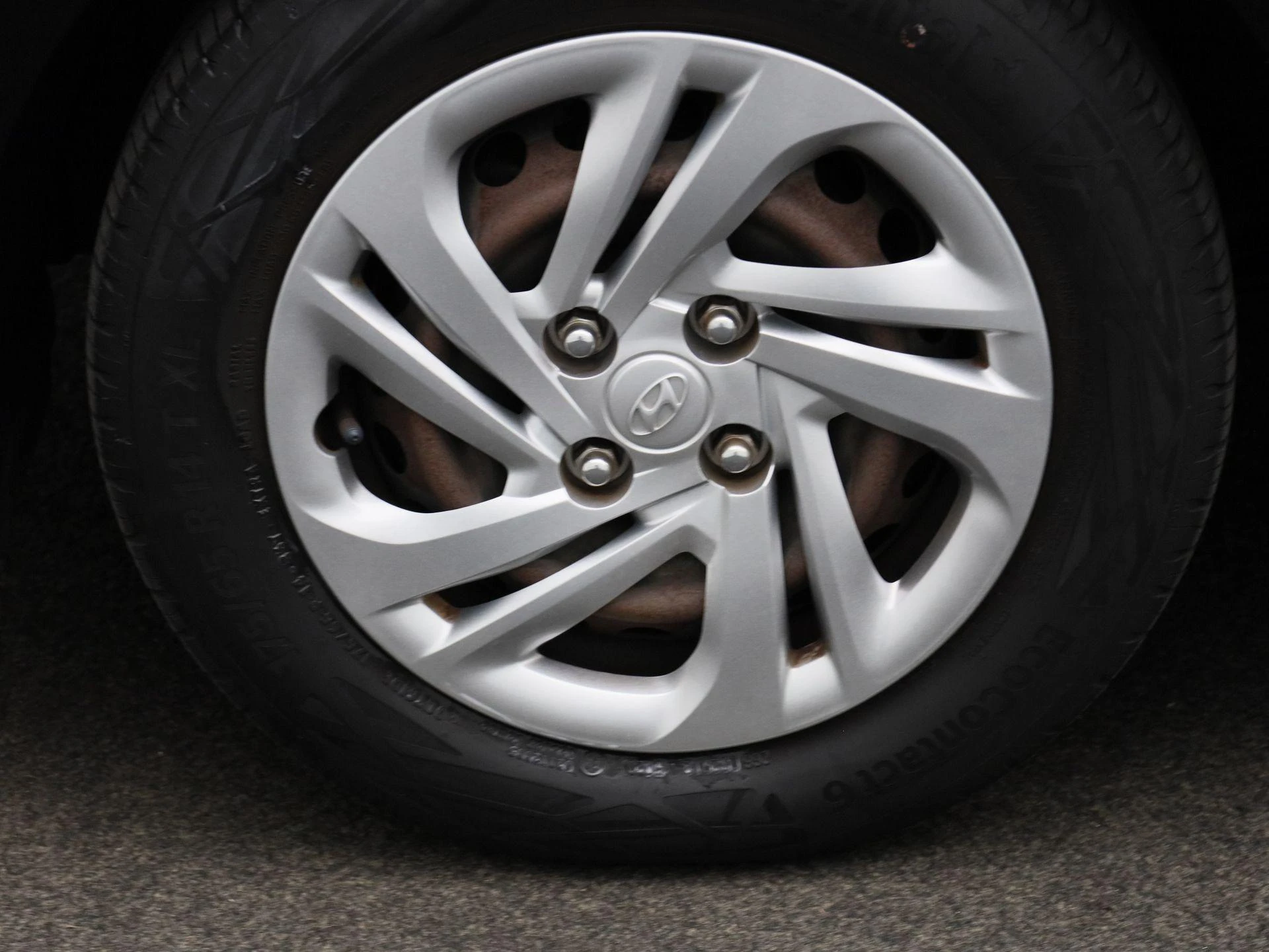 Hyundai-i10-image-13