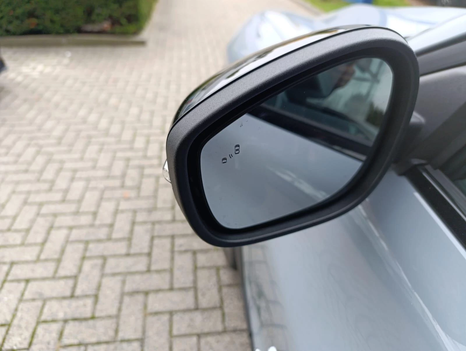 Ford-Mustang Mach-E-image-9