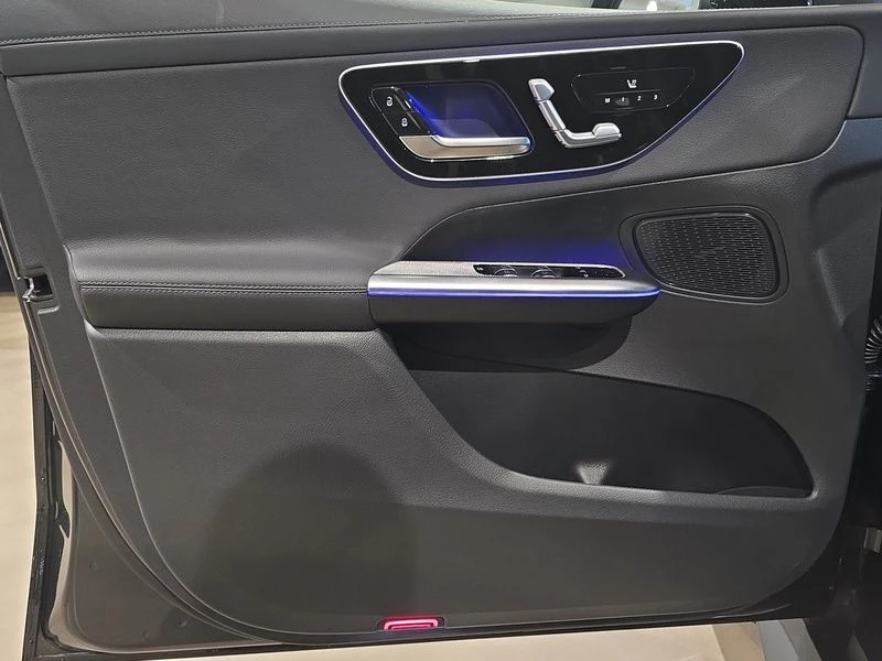 Mercedes-Benz-GLC-image-20