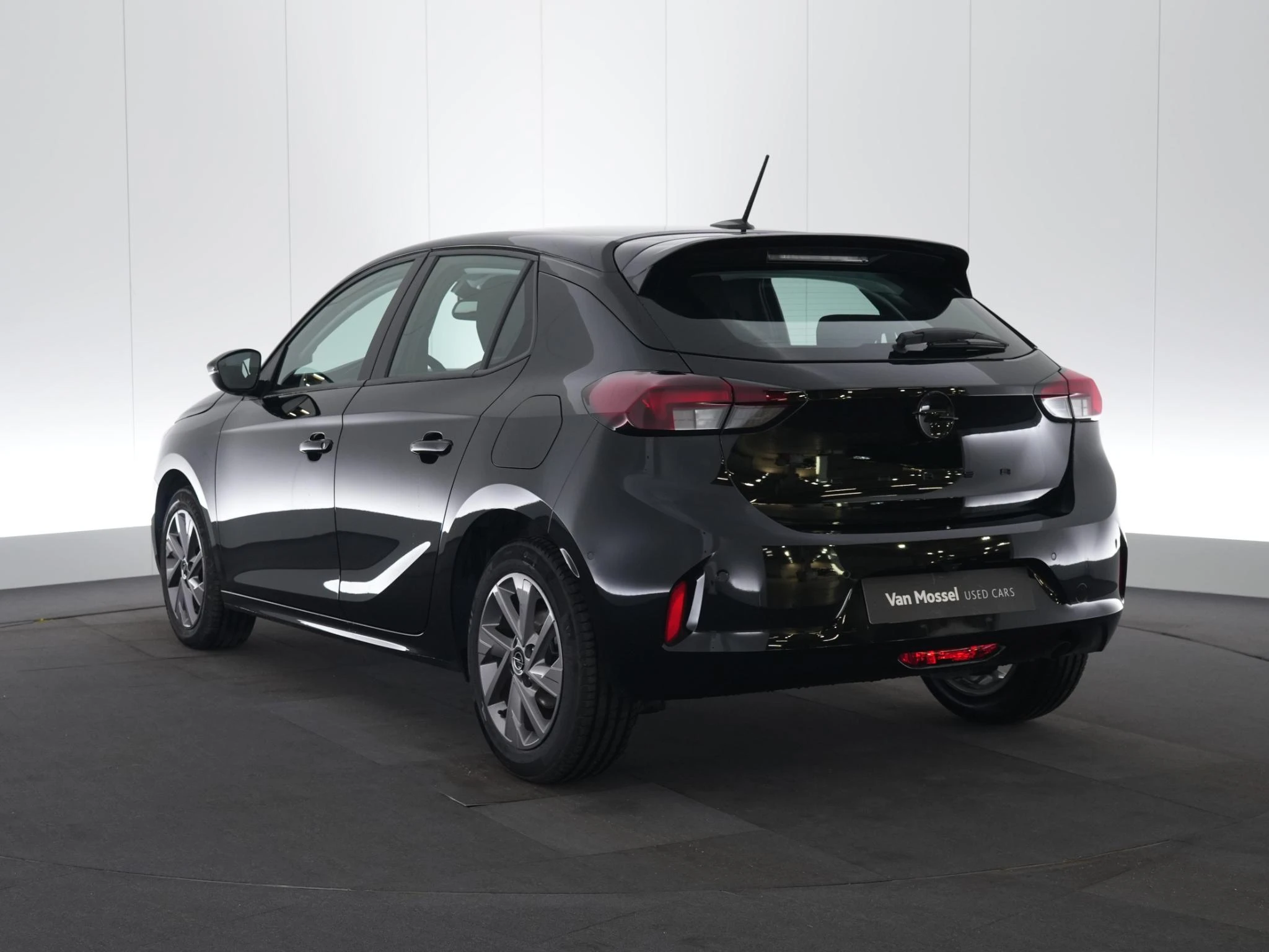 Opel-Corsa-image-3
