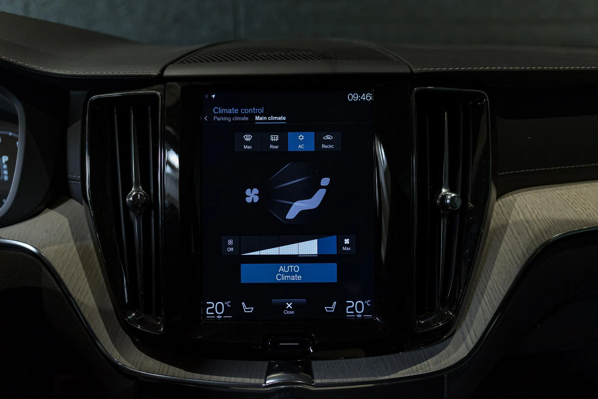 Volvo-XC60-image-35