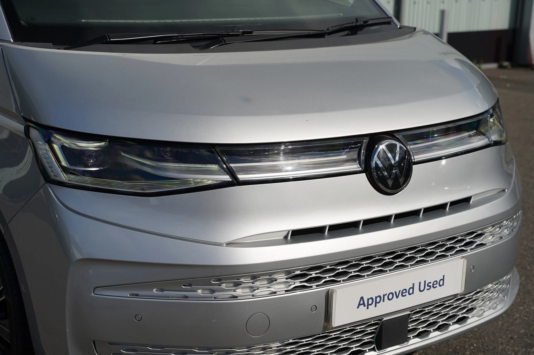 Volkswagen-Multivan-image-42
