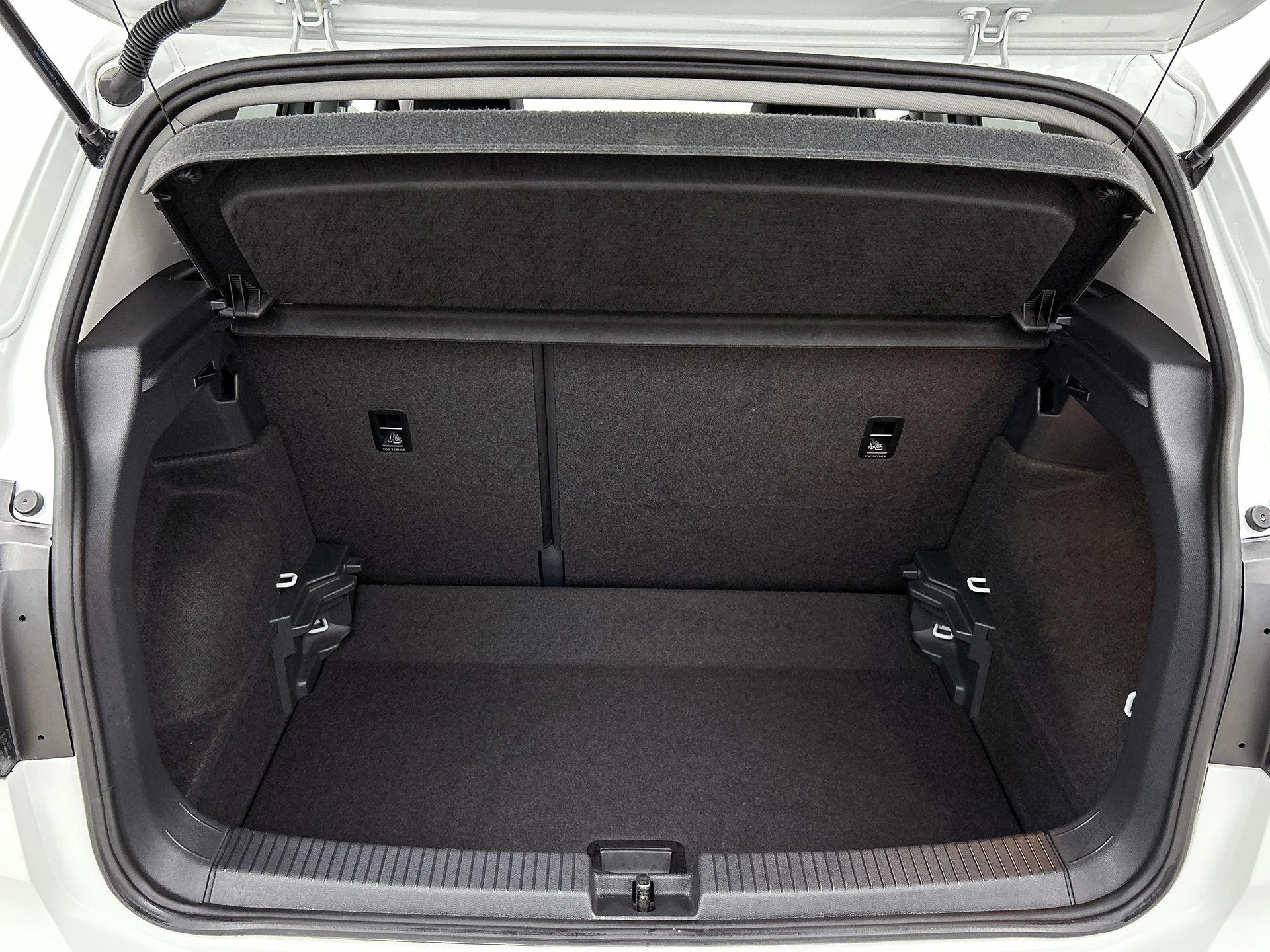 Volkswagen-T-Cross-image-14
