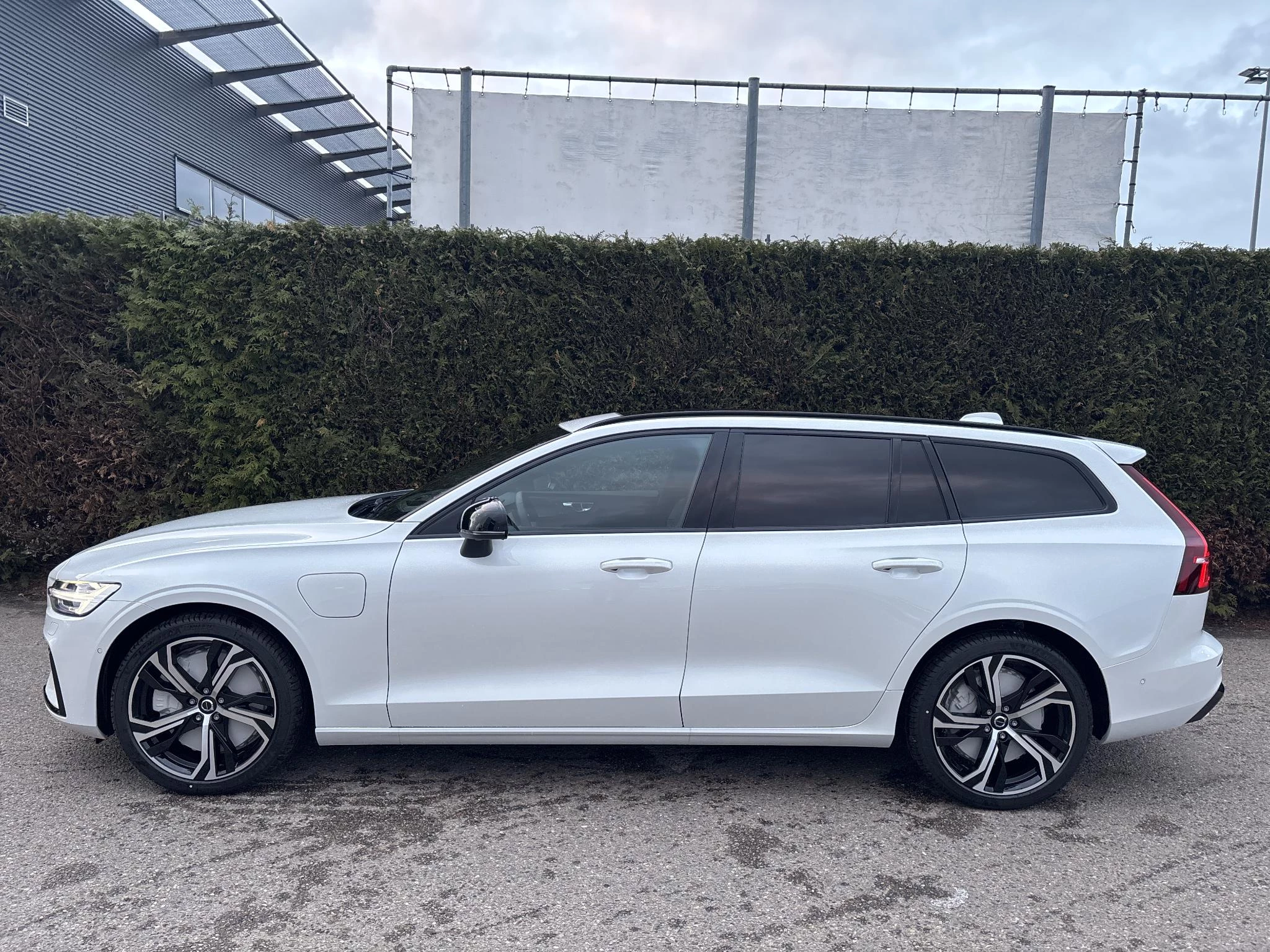 Volvo-V60-image-1