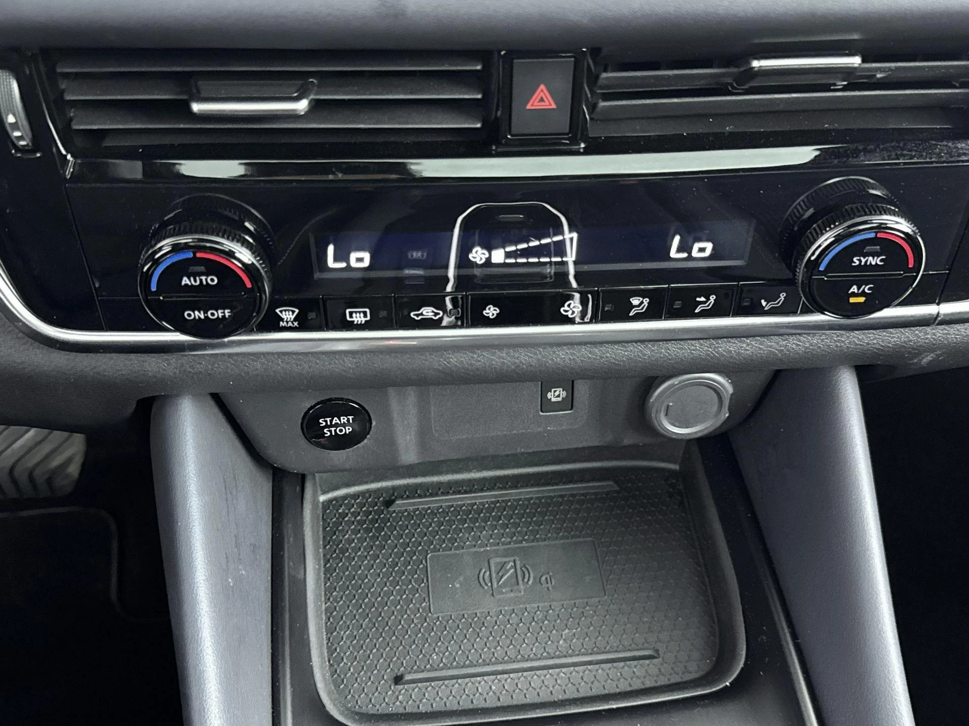 Nissan-QASHQAI-image-22
